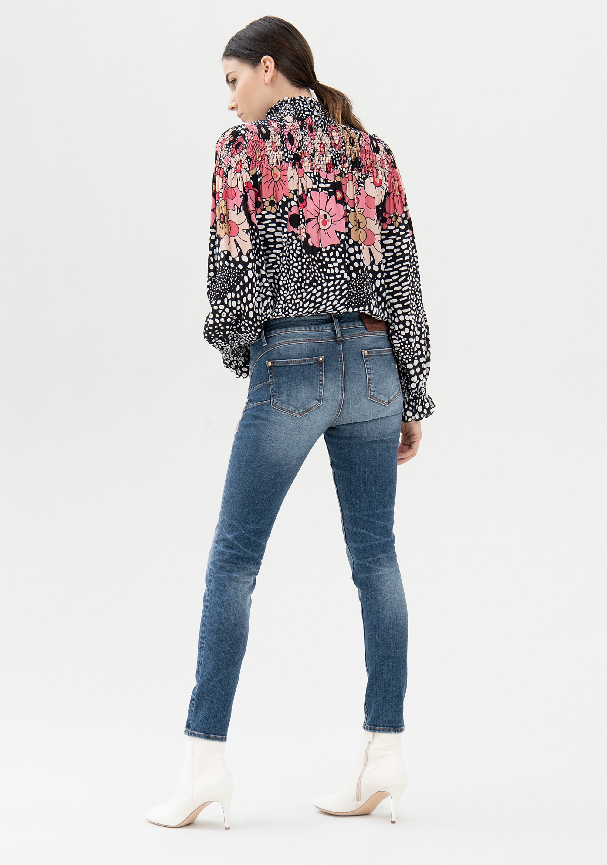 Jeans skinny effetto push up in denim con lavaggio medio-FRACOMINA-FR21WV1001D409N7