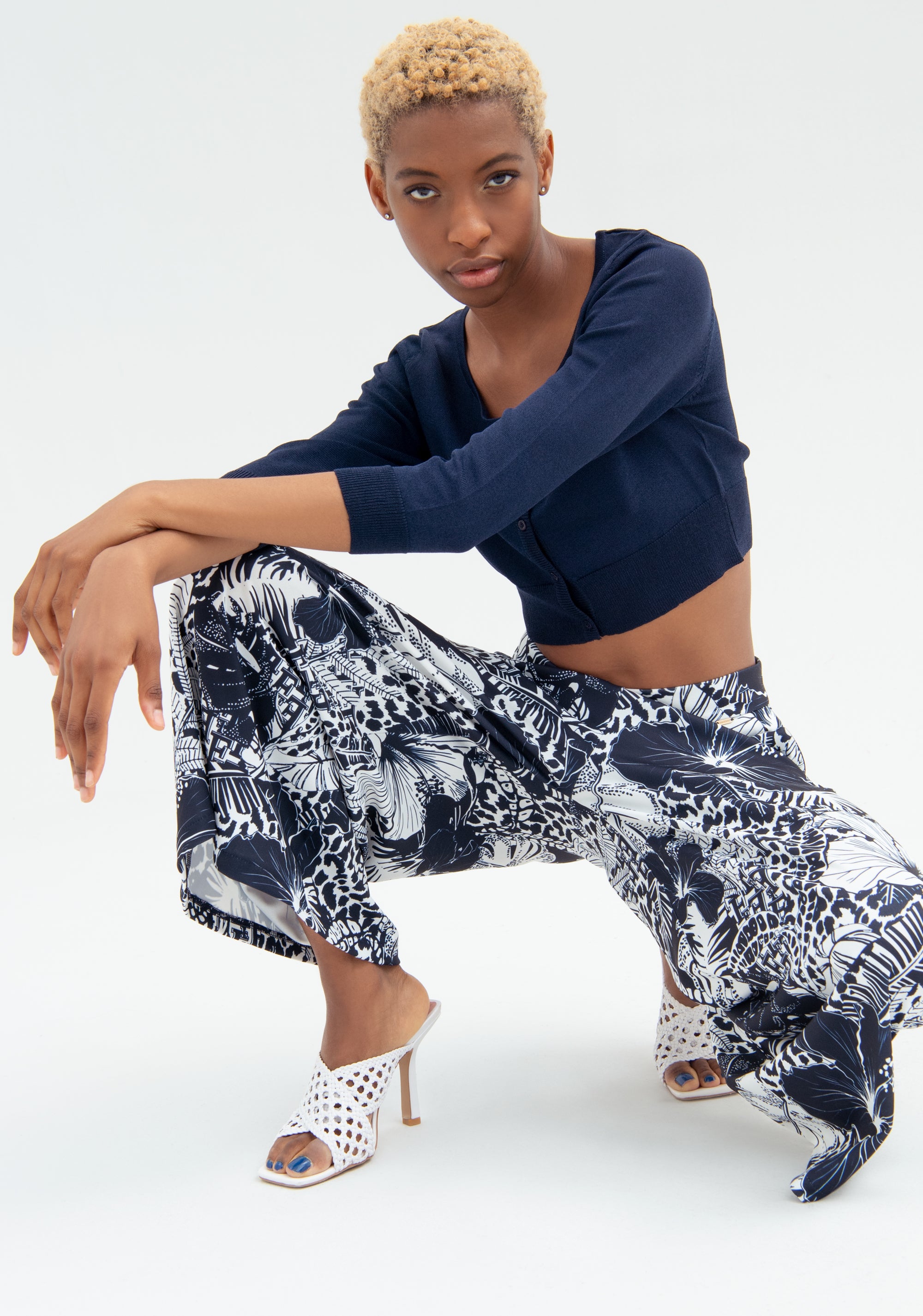 Cardigan cropped con viscosa