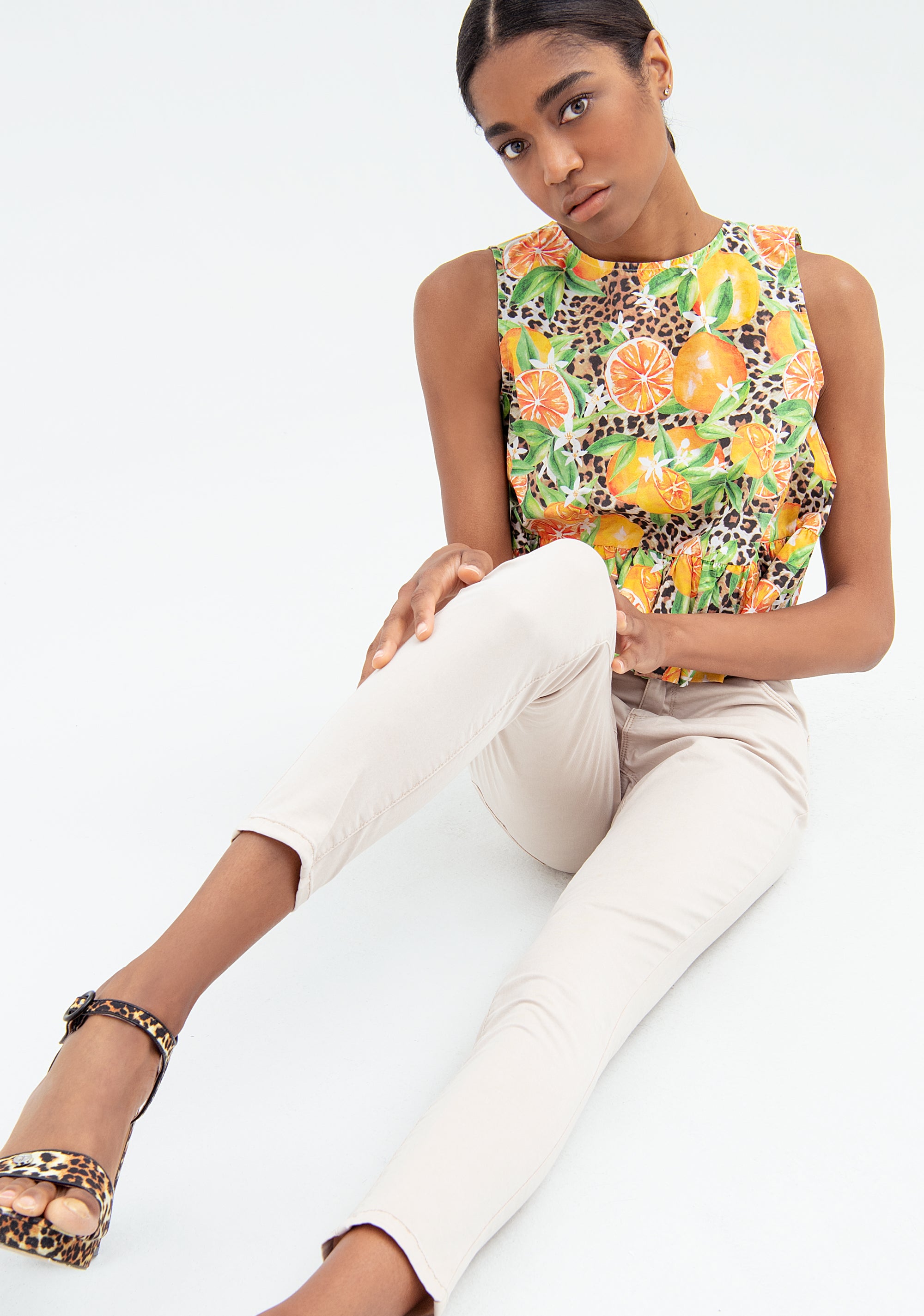 Jeans slim effetto push up in gabardine