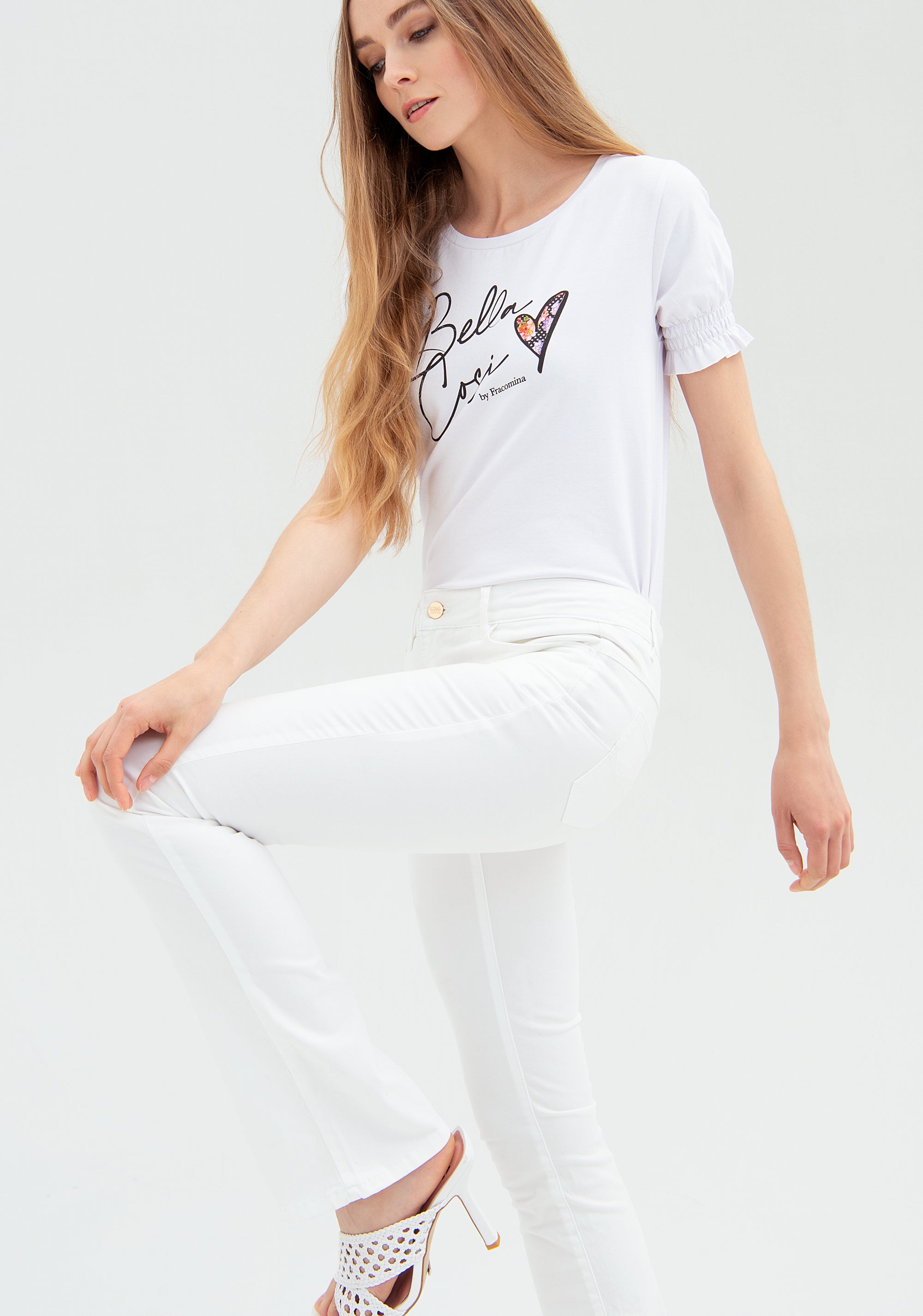 Pantalone slim bootcut effetto push up in gabardine