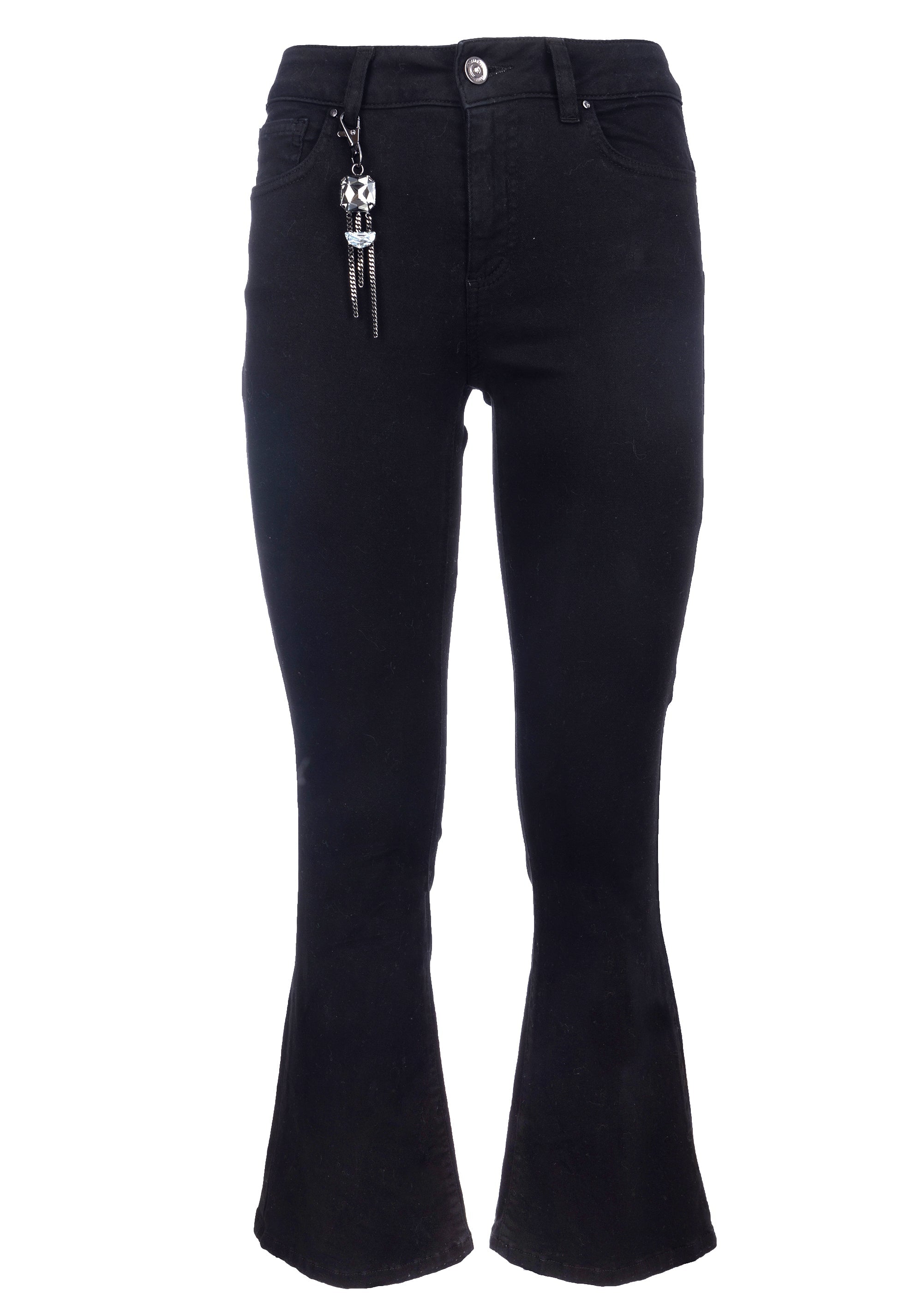Pantalone bootcut cropped con portachiavi gioiello abbinato