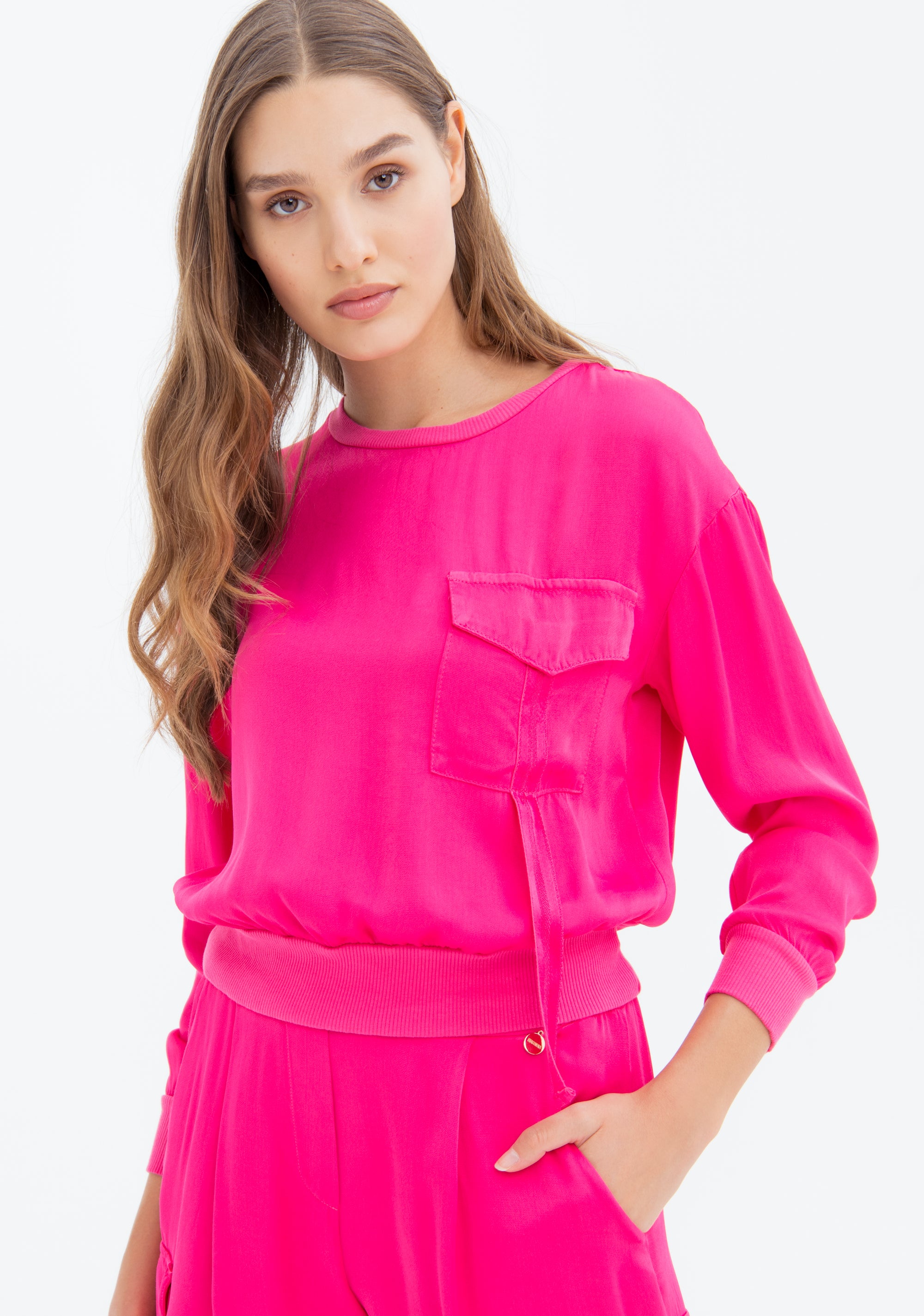 Blusa regular con viscosa