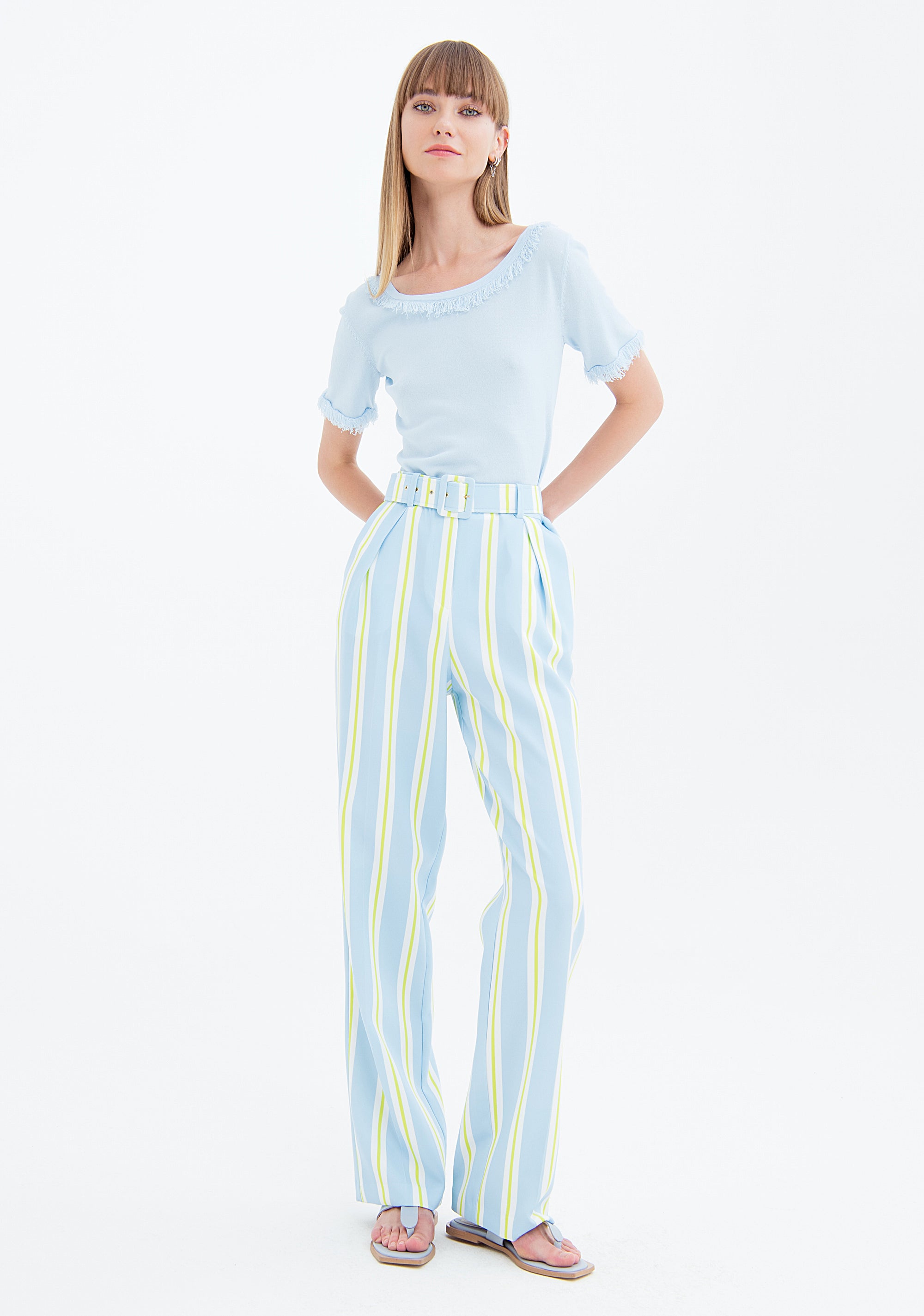 Pantalone ampio a palazzo a righe