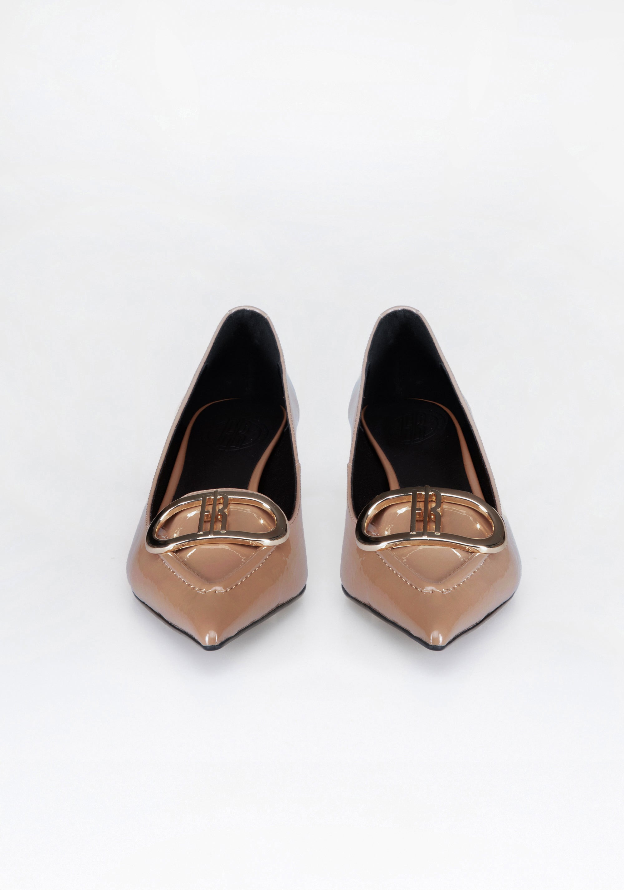 Décolleté Kitten Heel in Vernice con Fibbia Iconica