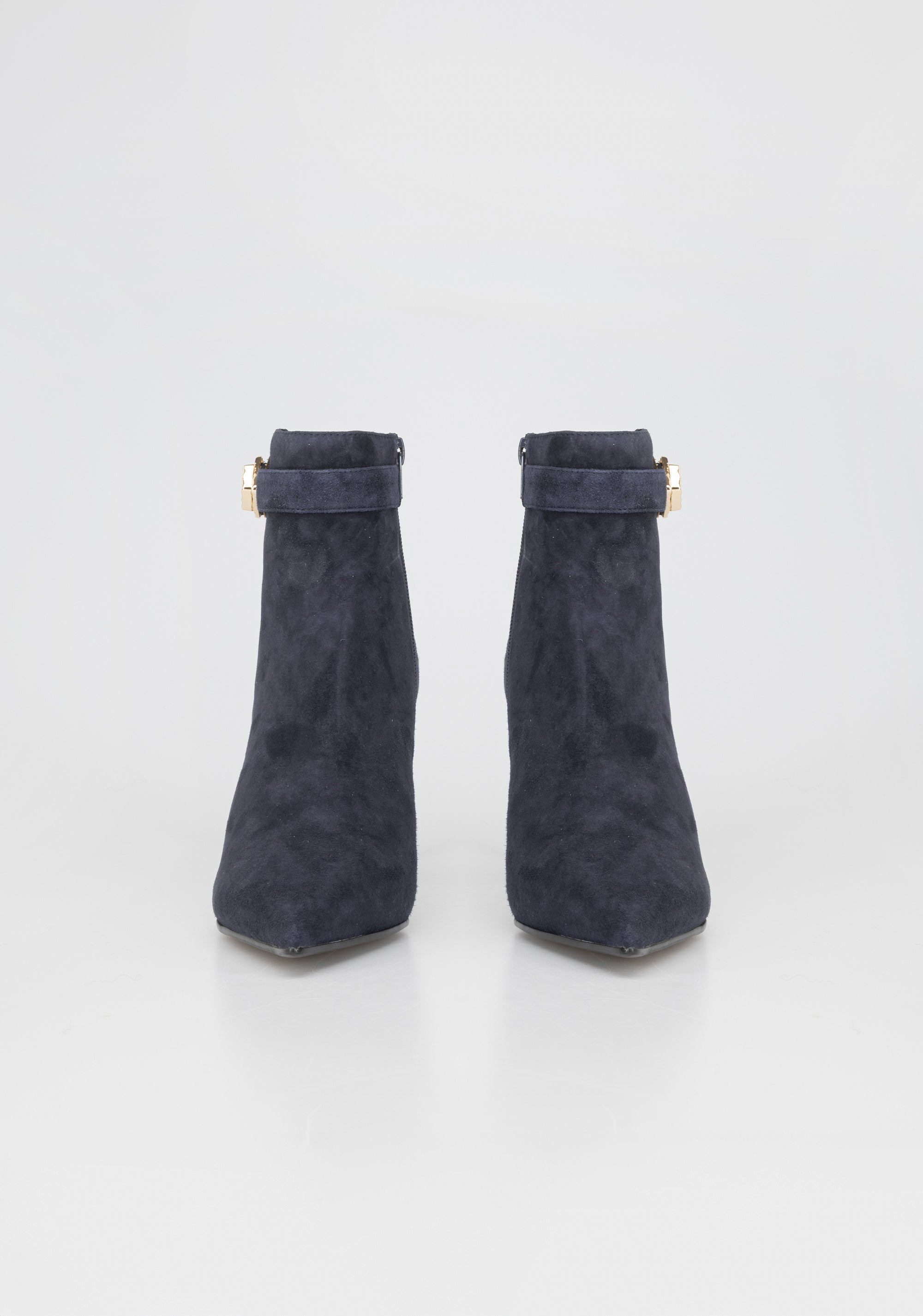 Stivaletto Elegante in Camoscio con Fibbia Gioiello