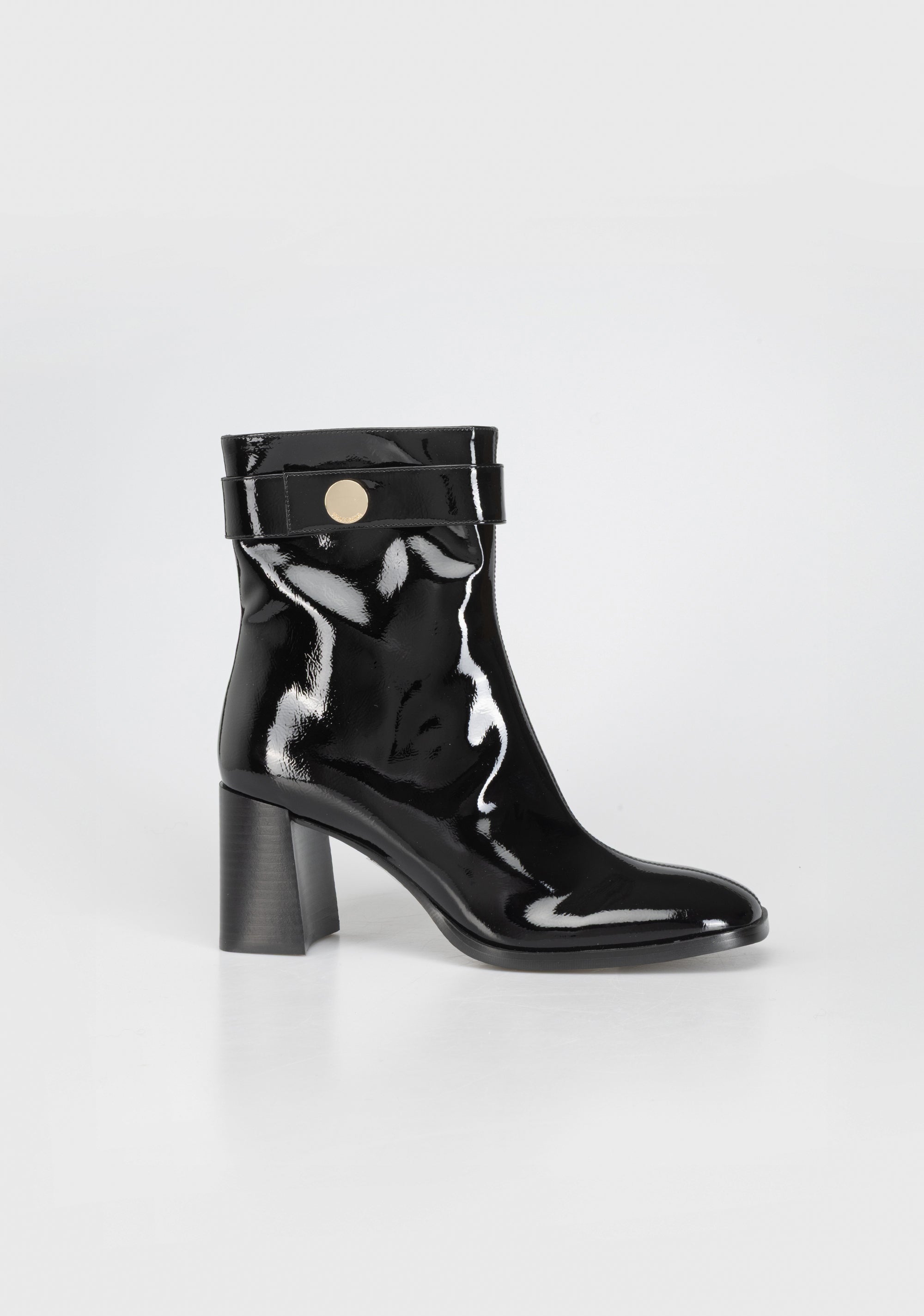 Stivaletto Glamour in Vernice con Tacco Largo e Dettaglio Dorato