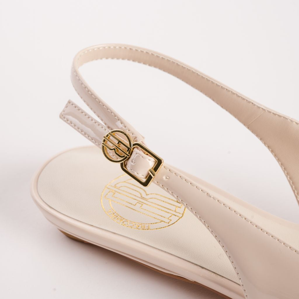 Décolleté Slingback a Punta con Micro-Tacco