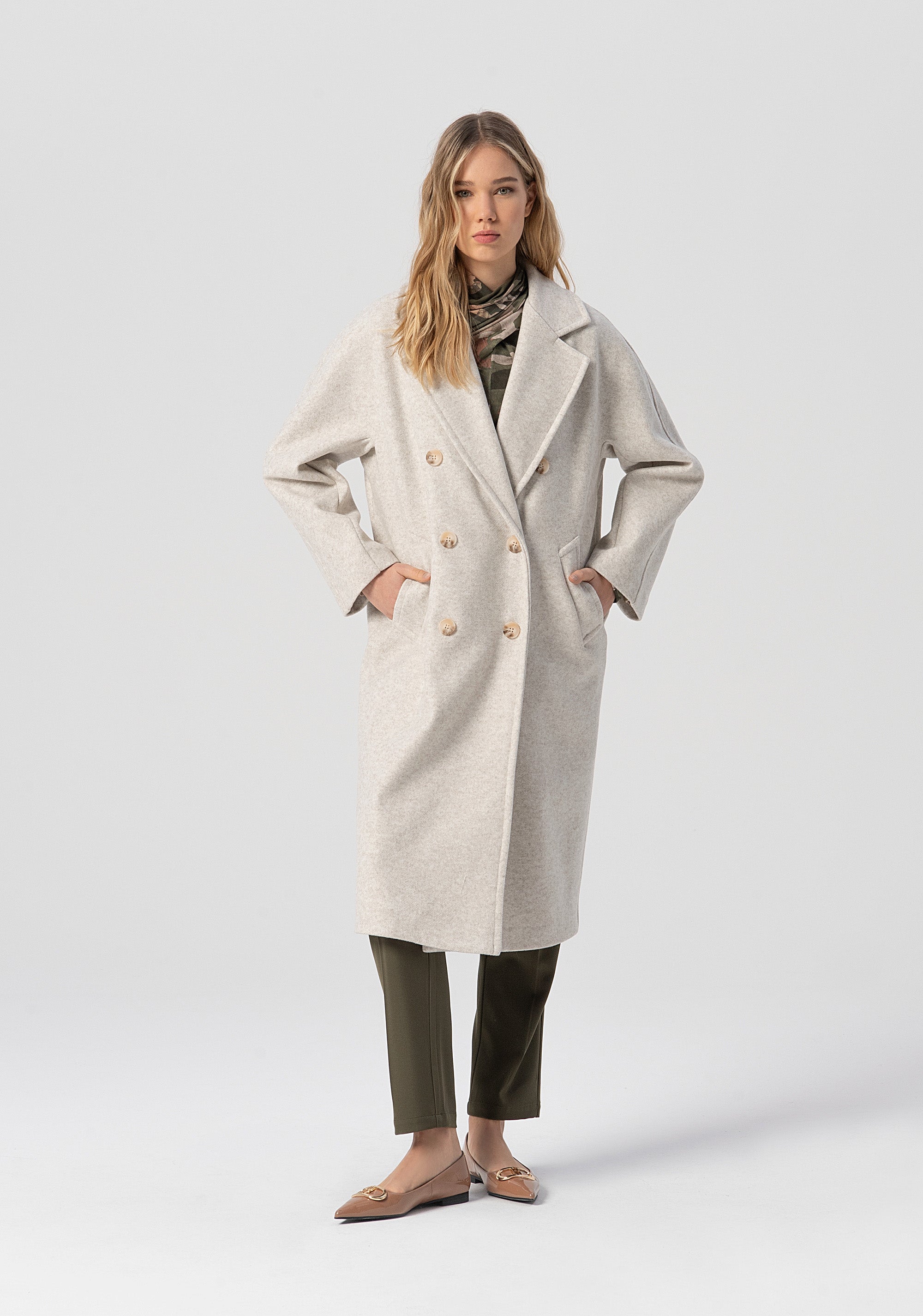 Cappotto linea morbida doppiopetto lungo FJ25WC1001W81801-T81 Fracomina