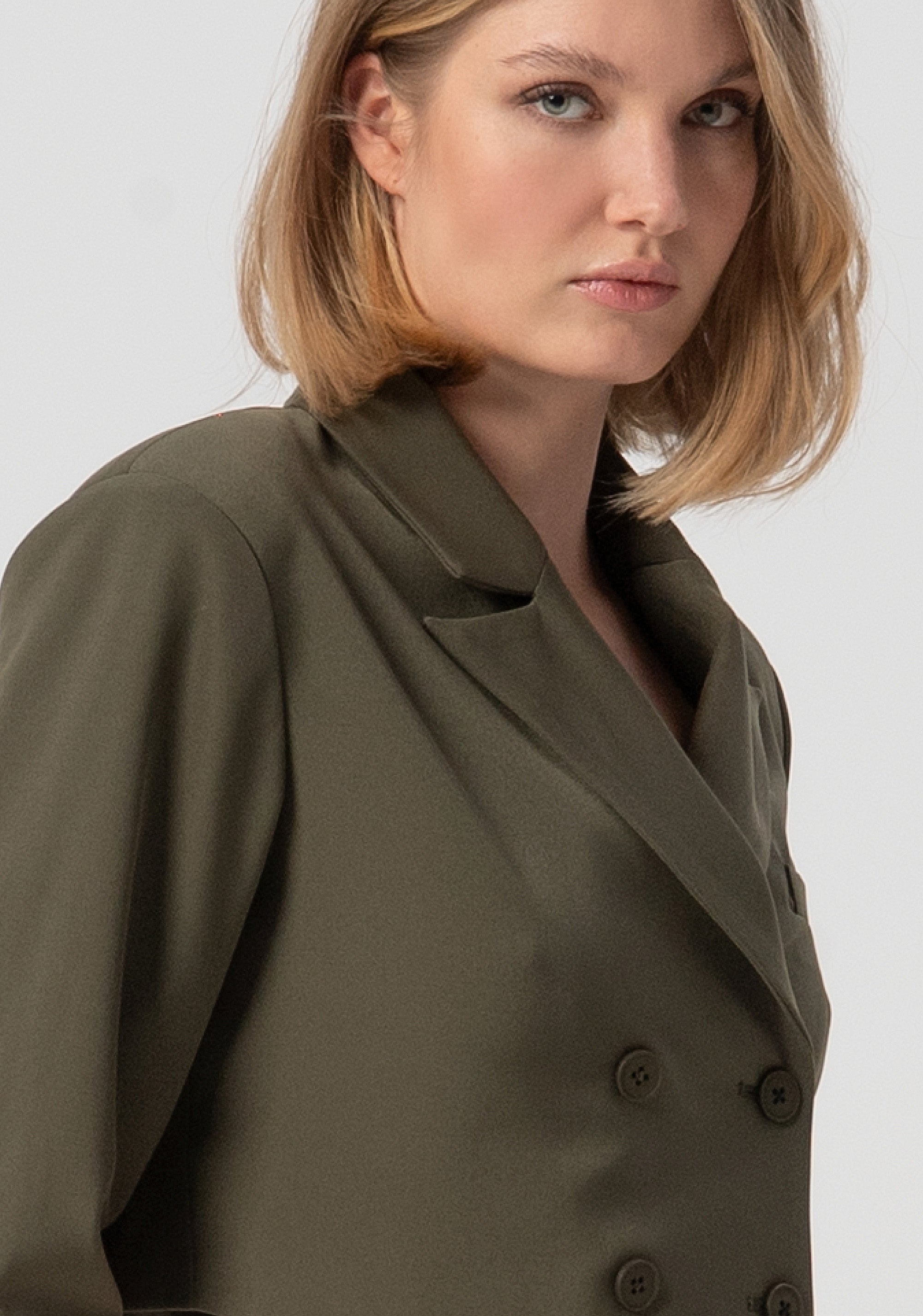 Blazer cropped doppiopetto FJ25WJ1001W42901-M20 Fracomina