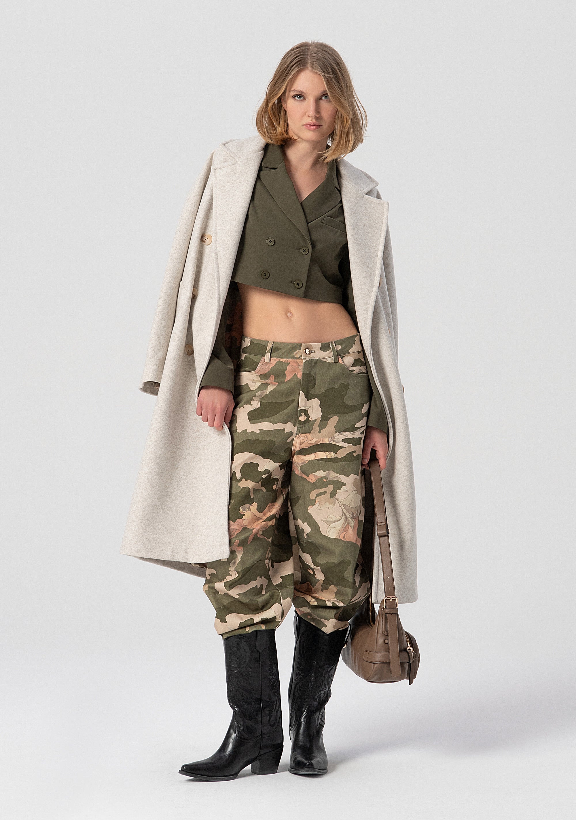 Blazer cropped doppiopetto FJ25WJ1001W42901-M20 Fracomina