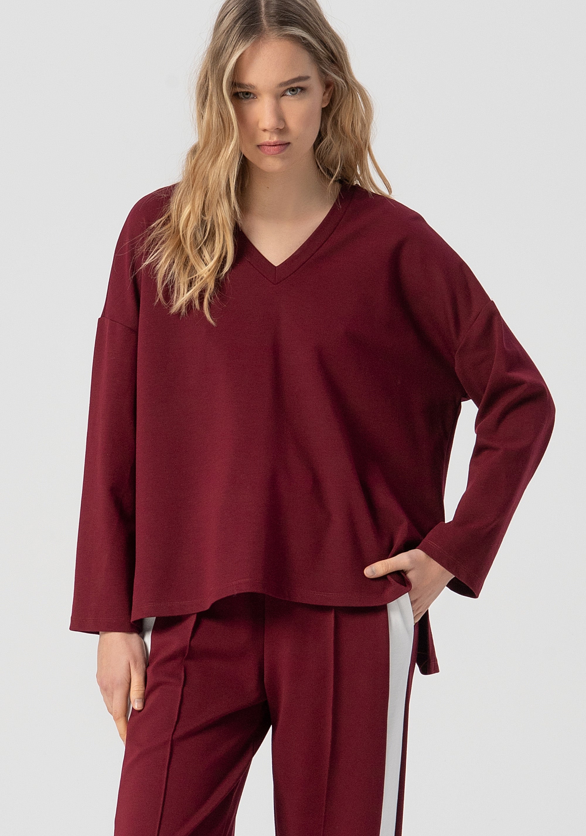 T-shirt ampia con scollo a V FJ25WT3002W72701-H75 Fracomina