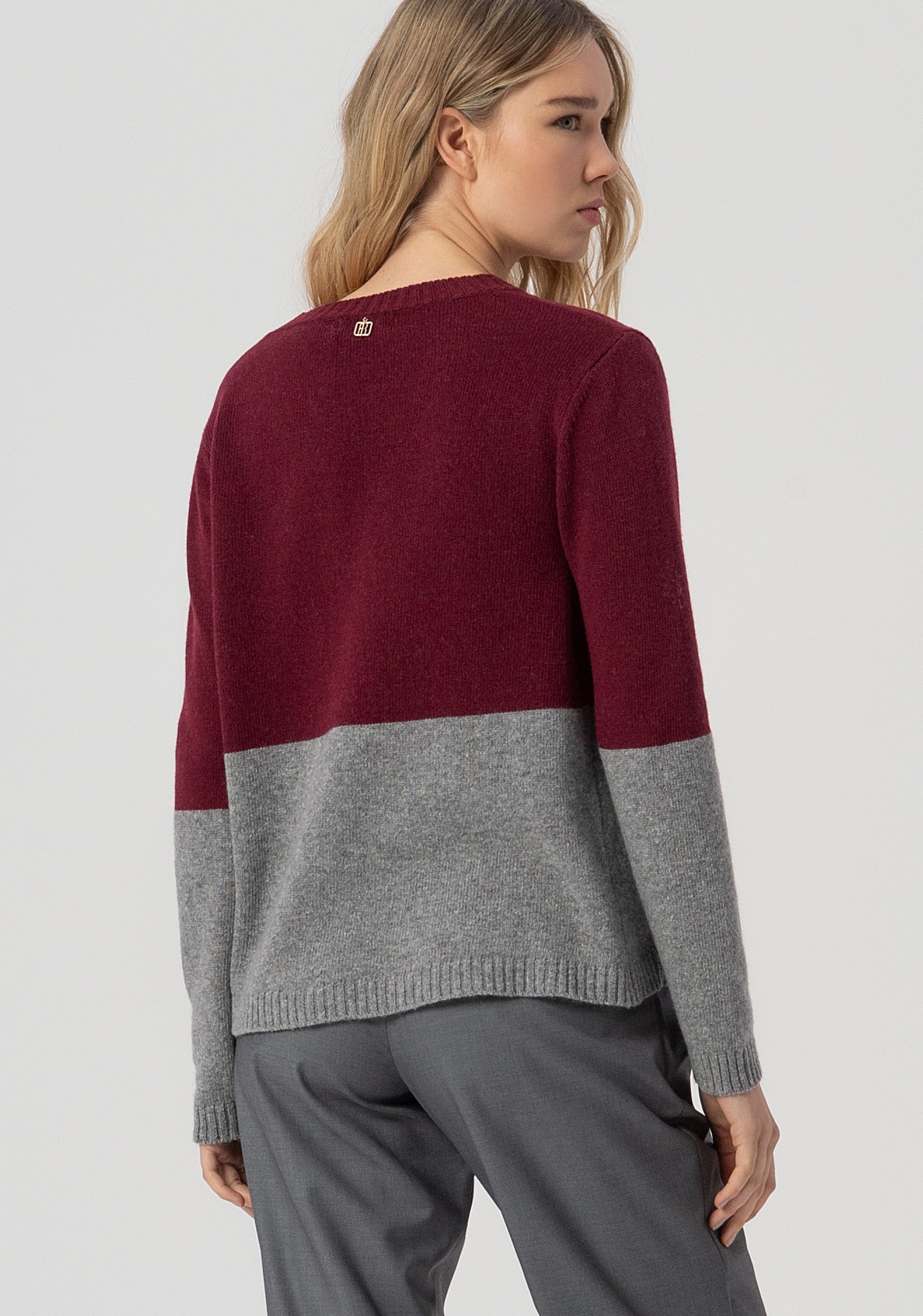 Maglia regular bicolore con lana e cashmere FJ25WT7014K55701-T88 Fracomina
