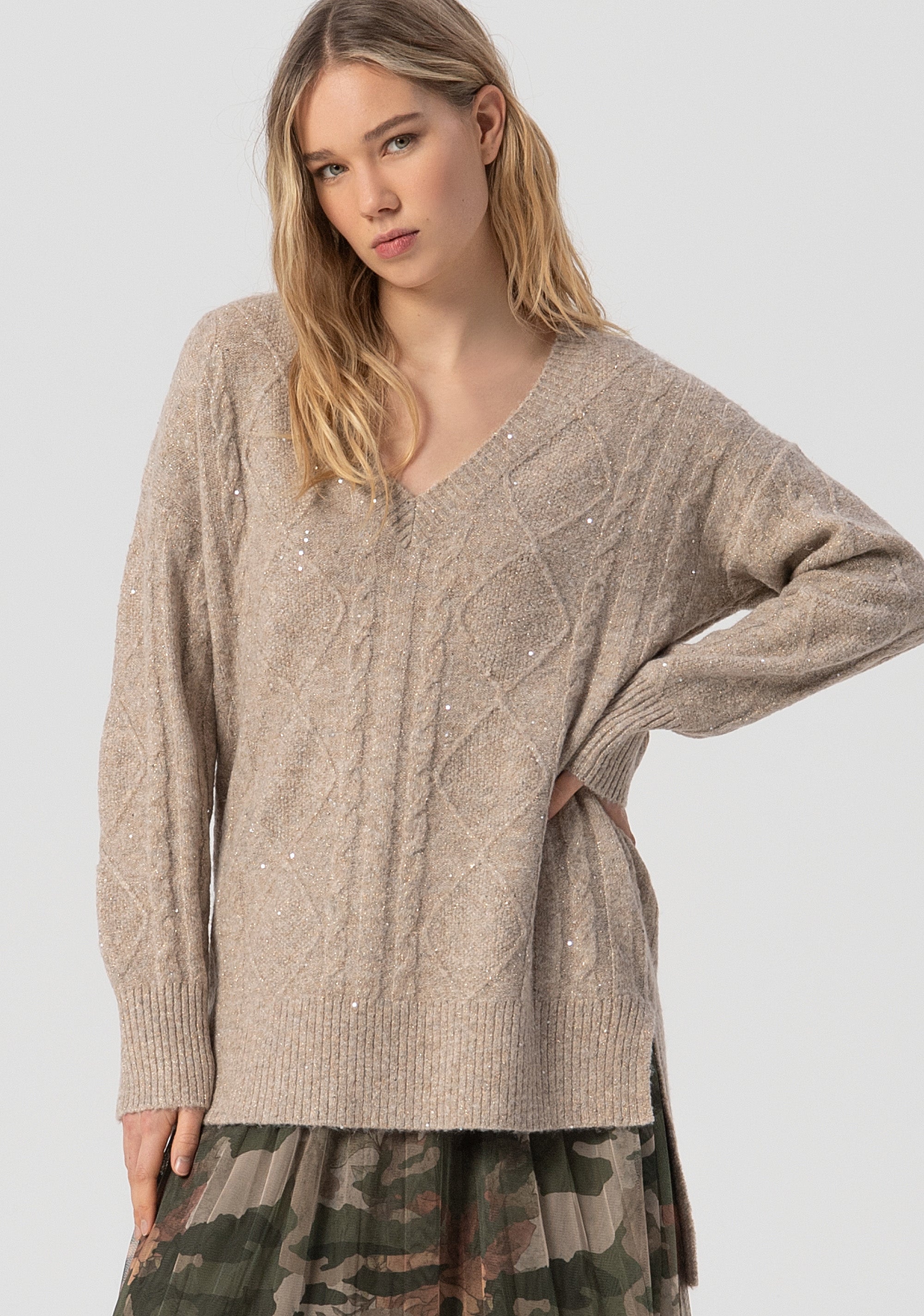 Maglia over lunga con punto treccia FJ25WT7023K474N6-257 Fracomina