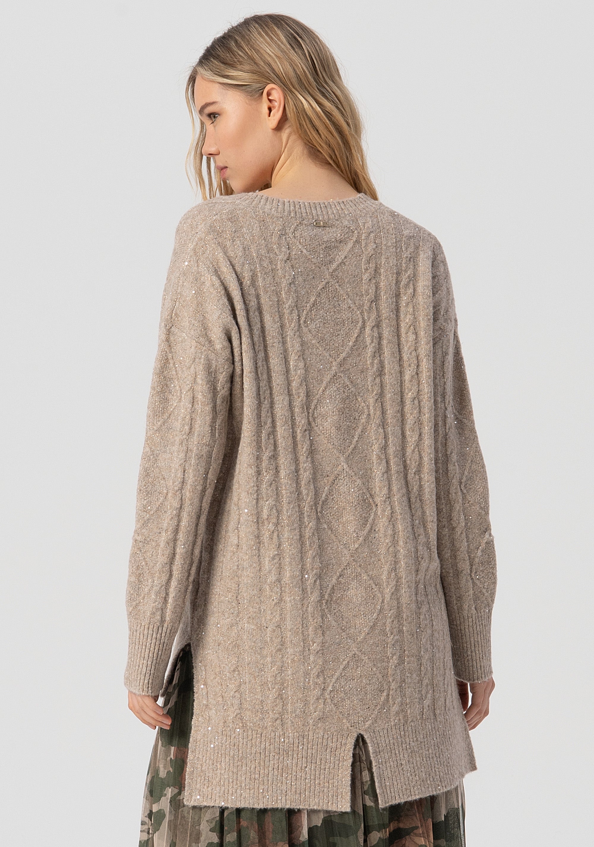 Maglia over lunga con punto treccia FJ25WT7023K474N6-257 Fracomina