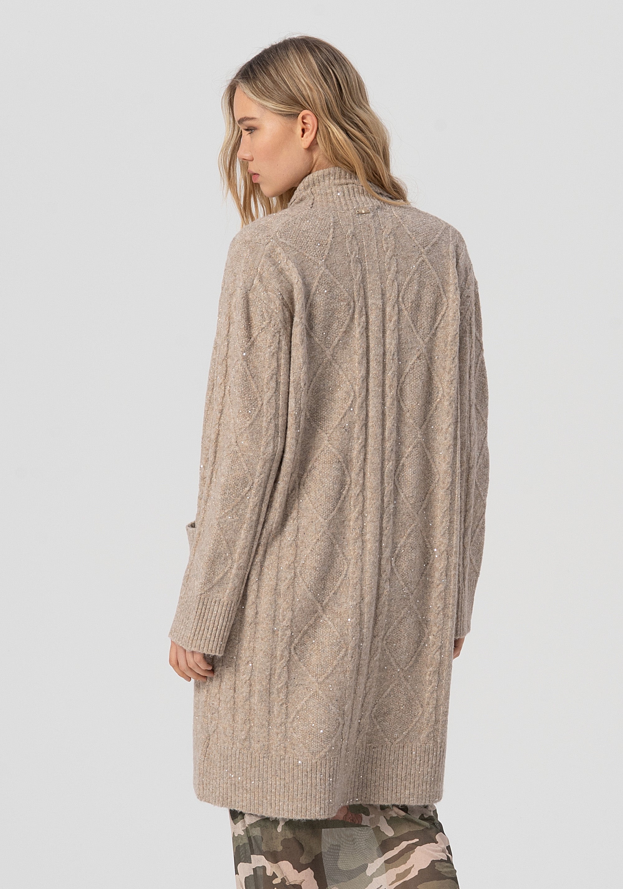 Cardigan over lungo con punto treccia FJ25WT8003K474N6-257 Fracomina