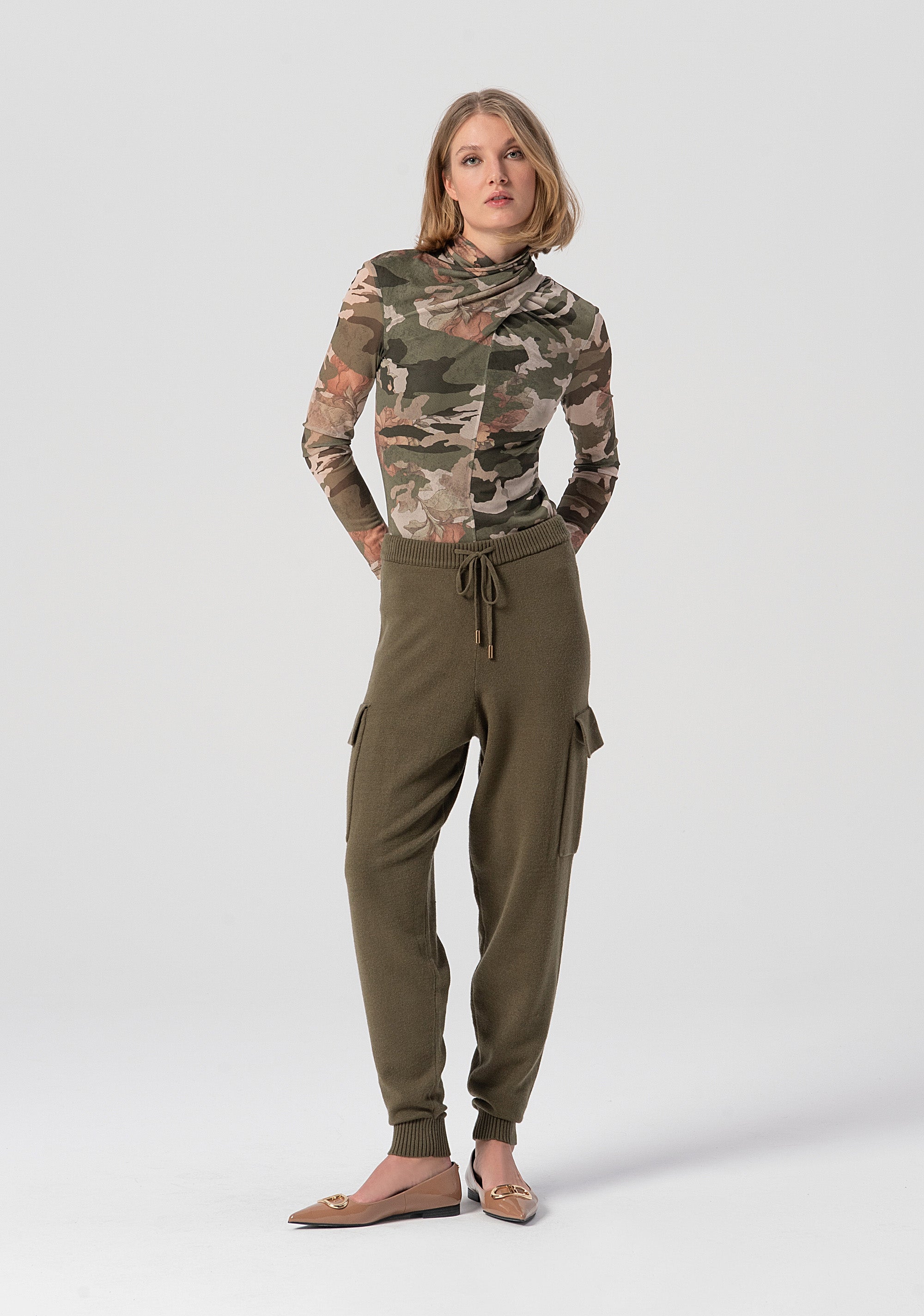 Pantalone regular modello jogger in maglia FJ25WV2001K50201-M20 Fracomina