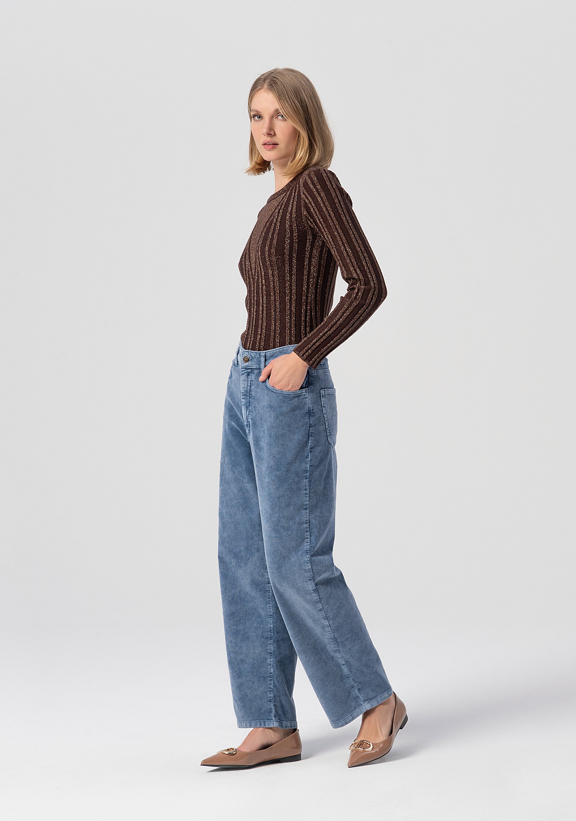 Pantaloni carrot in velluto FJ25WVD004W59601-166 Fracomina