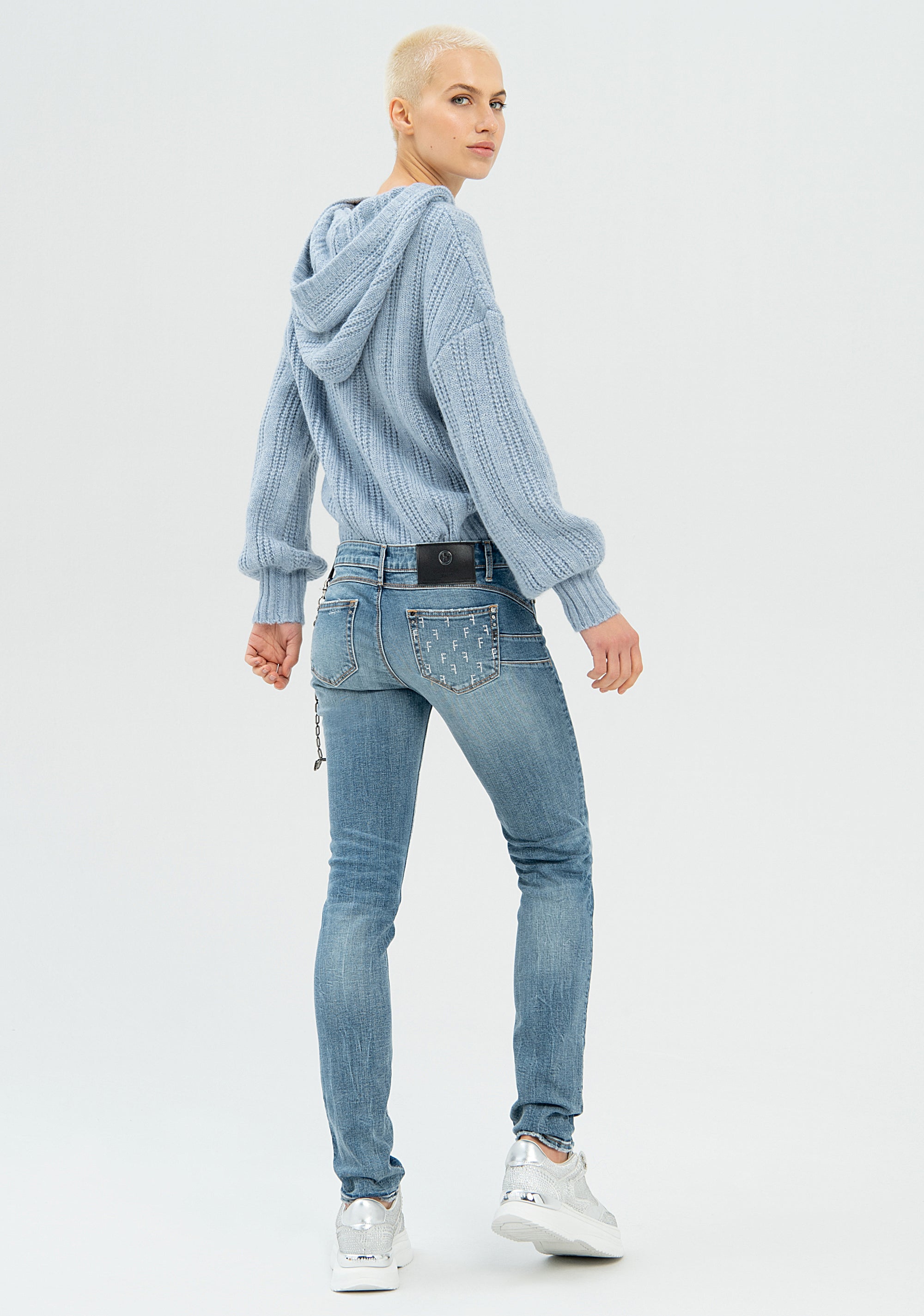 Jeans skinny effetto push up in denim con lavaggio bleached