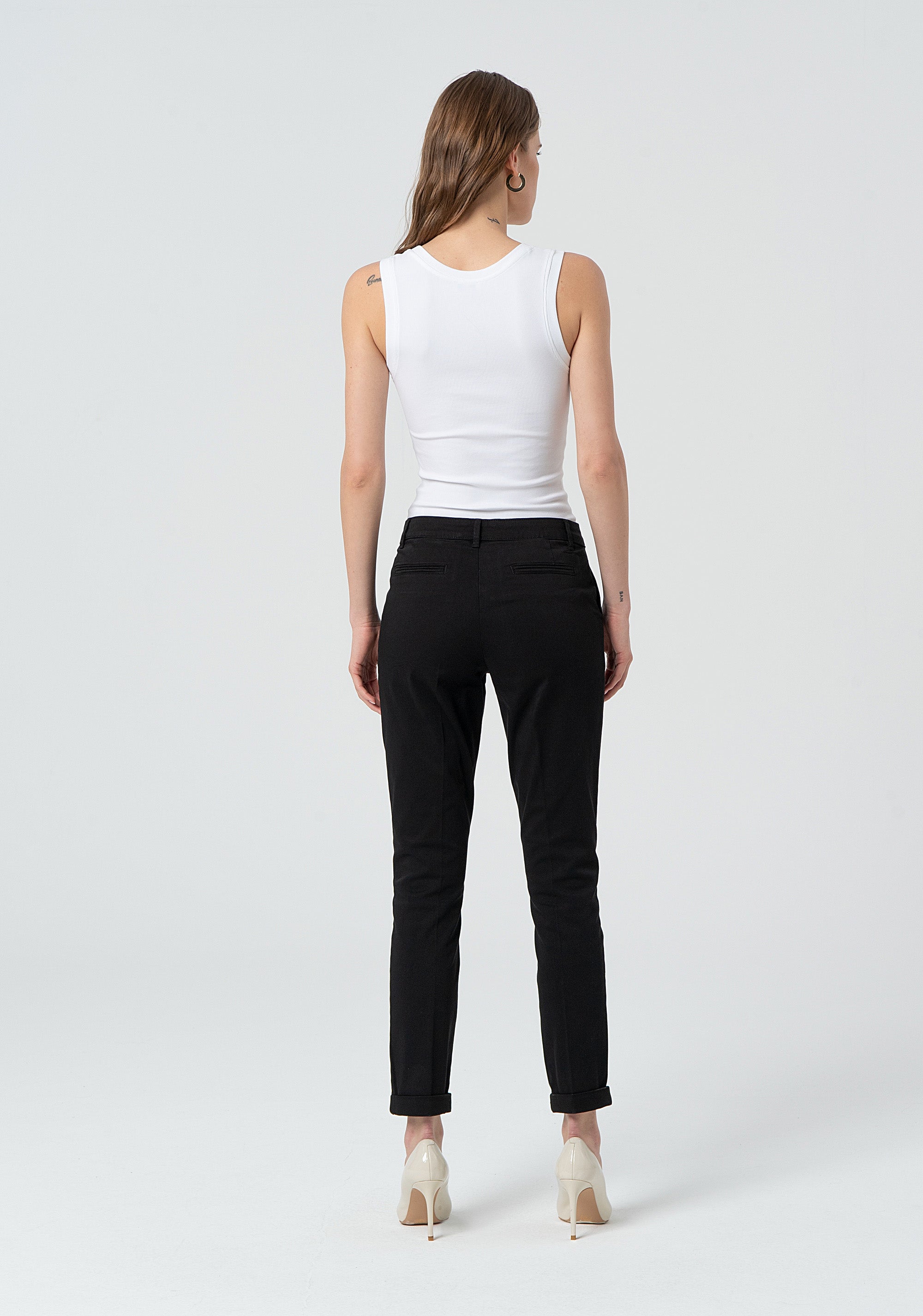 Pantalone regular in raso