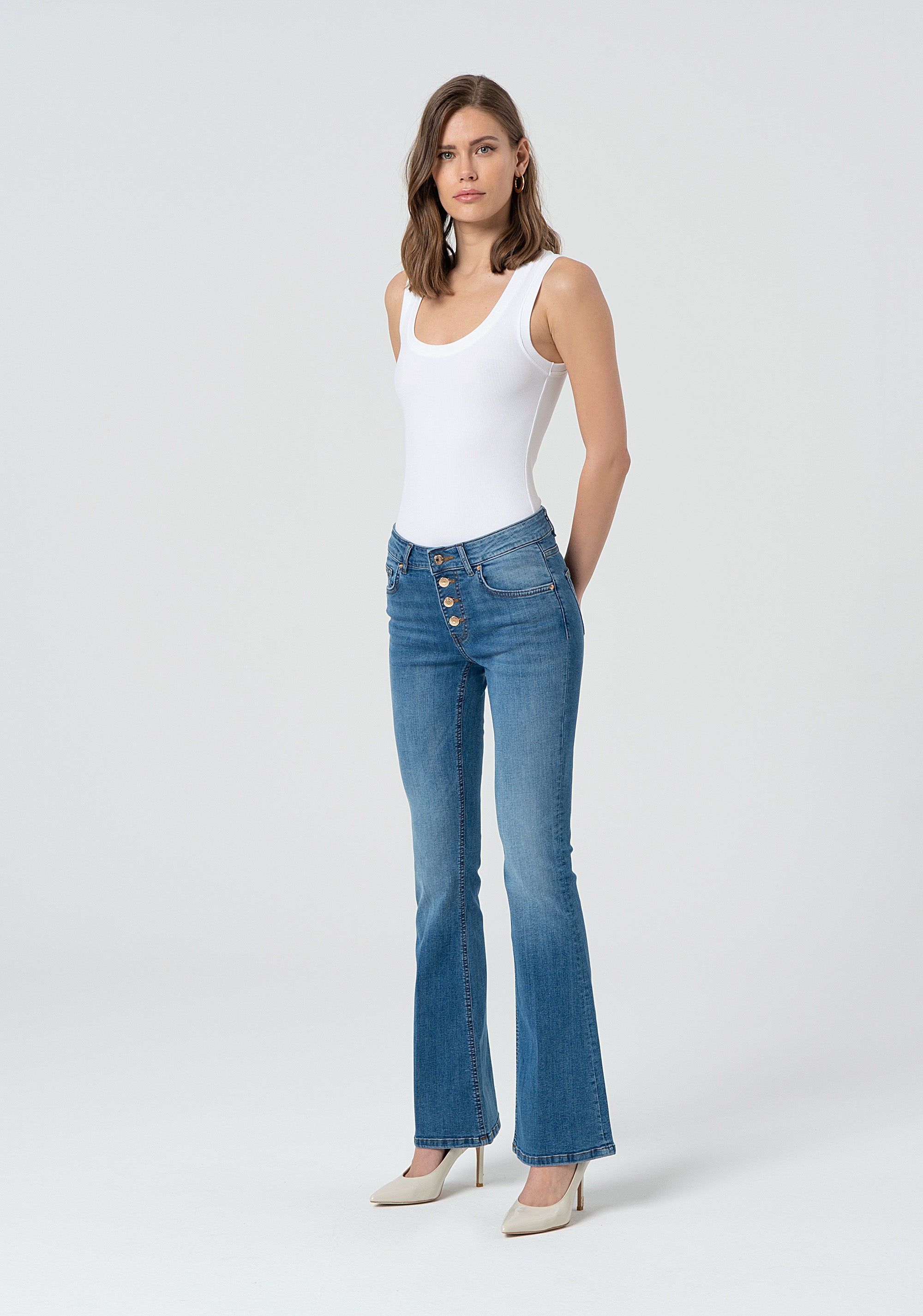 Jeans bootcut in denim con lavaggio medio FP25SVA010D46002-258 Fracomina