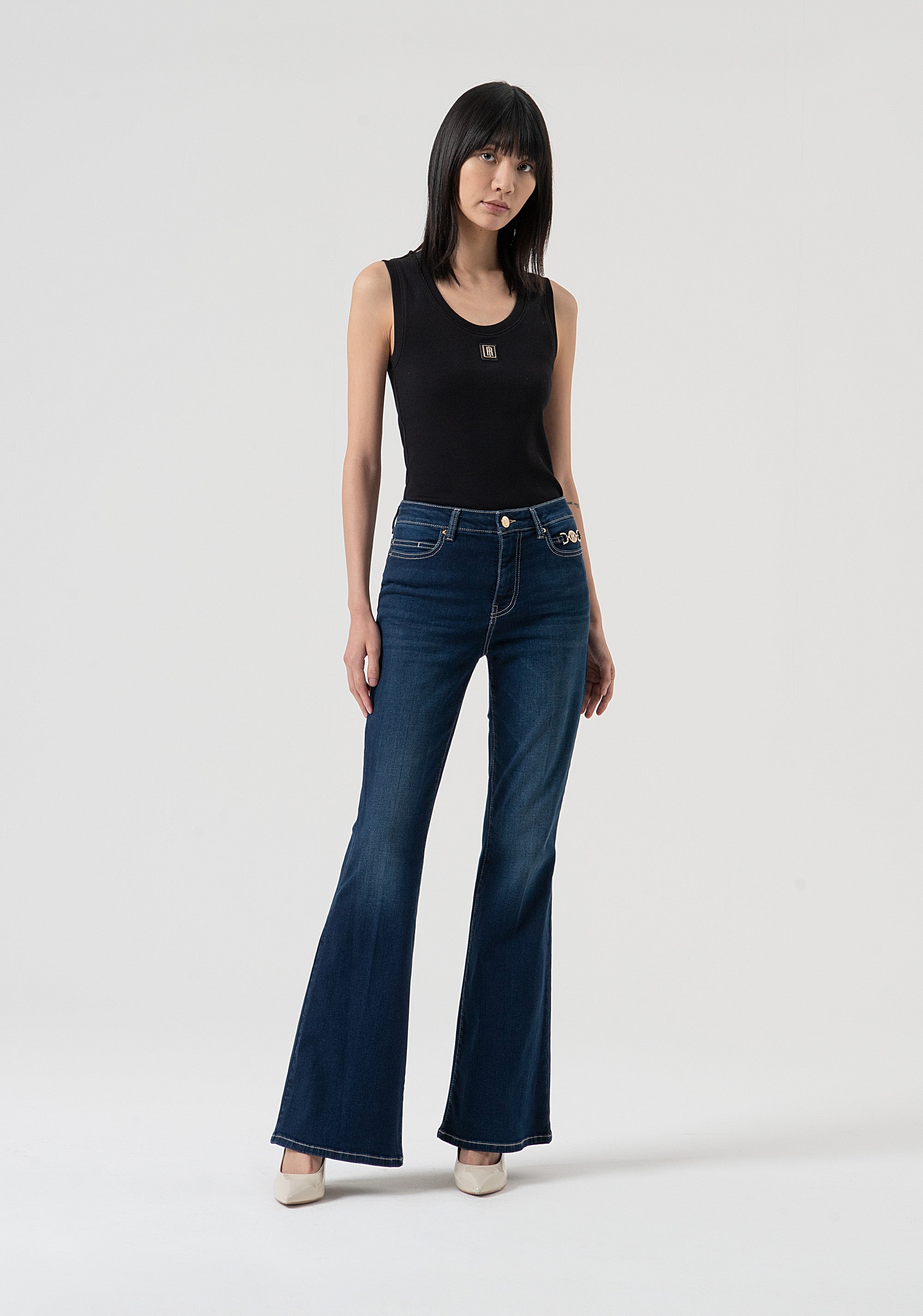Jeans bootcut in denim con lavaggio medio FP25WVA012D46093-117 Fracomina