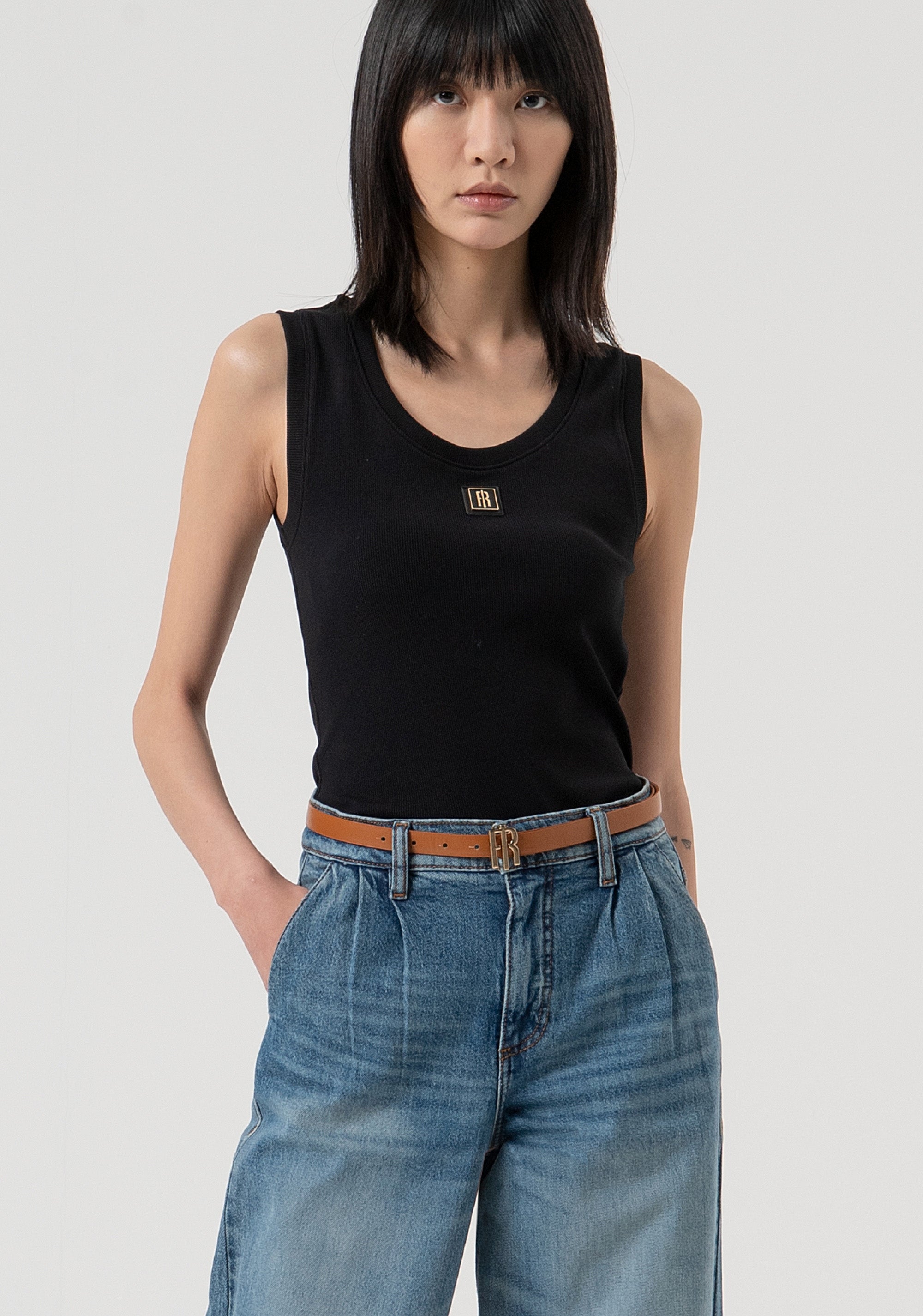 Jeans carrot in denim con lavaggio medio FP25WVD014D45093-337 Fracomina
