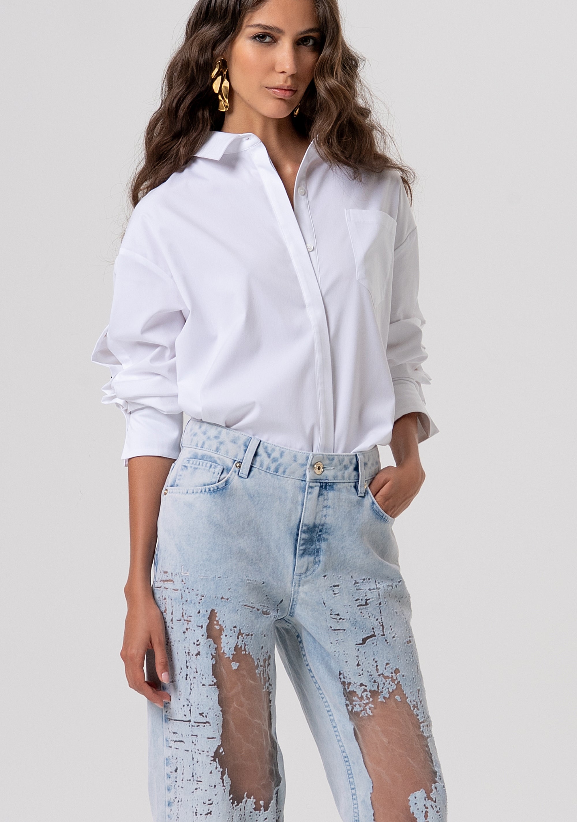 Jeans straight fit in denim con lavaggio chiaro e con trasparenze FP26SV2014D409P4-685 Fracomina