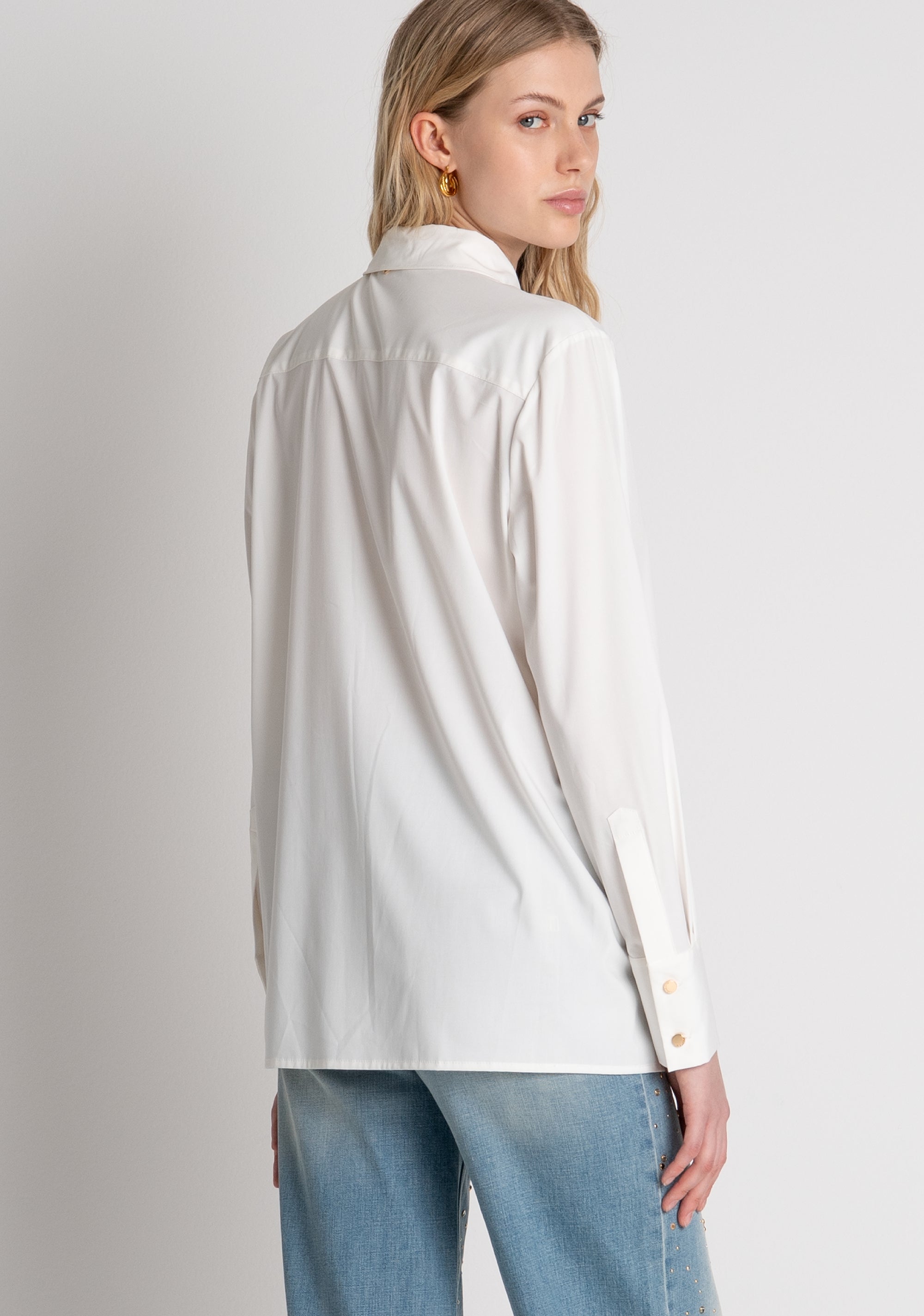 Camicia over con bottoni sul fondo FP26WT6008W58401 FRACOMINA