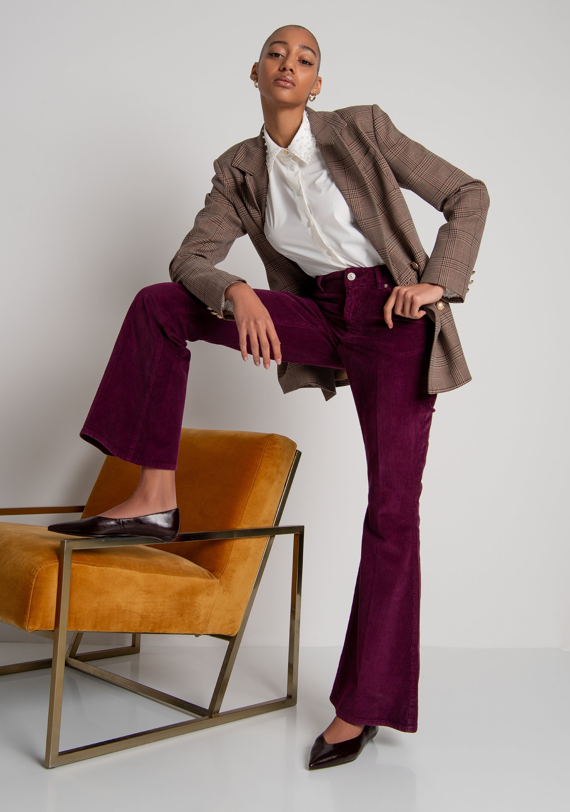 Pantalone bootcut in velluto a coste FRACOMINA — immagine 1 di 6