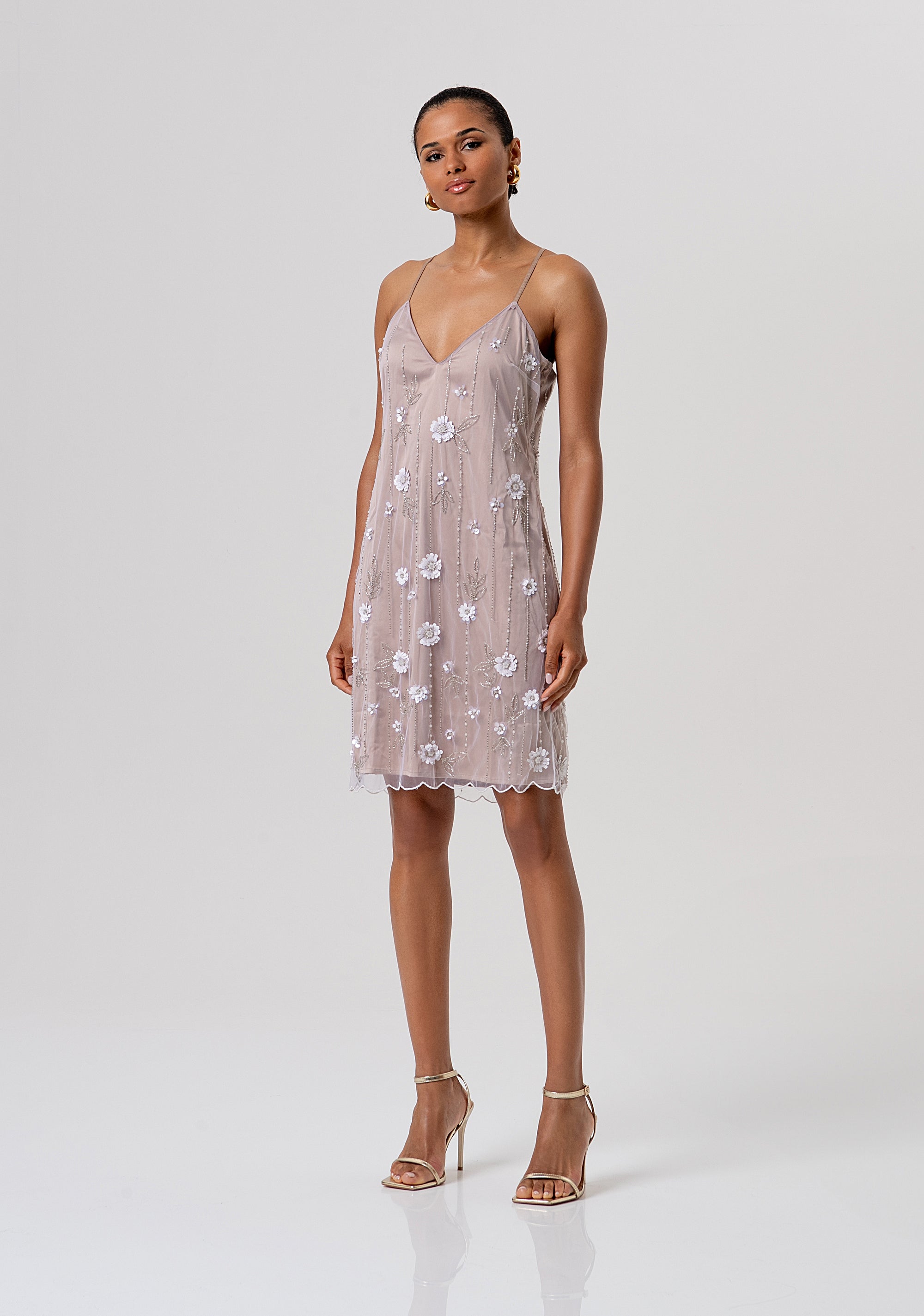 Abito senza maniche modello slip dress mini in tessuto con ricami fiori, strass e paillettes FQ26SD1012W425E5-050 Fracomina