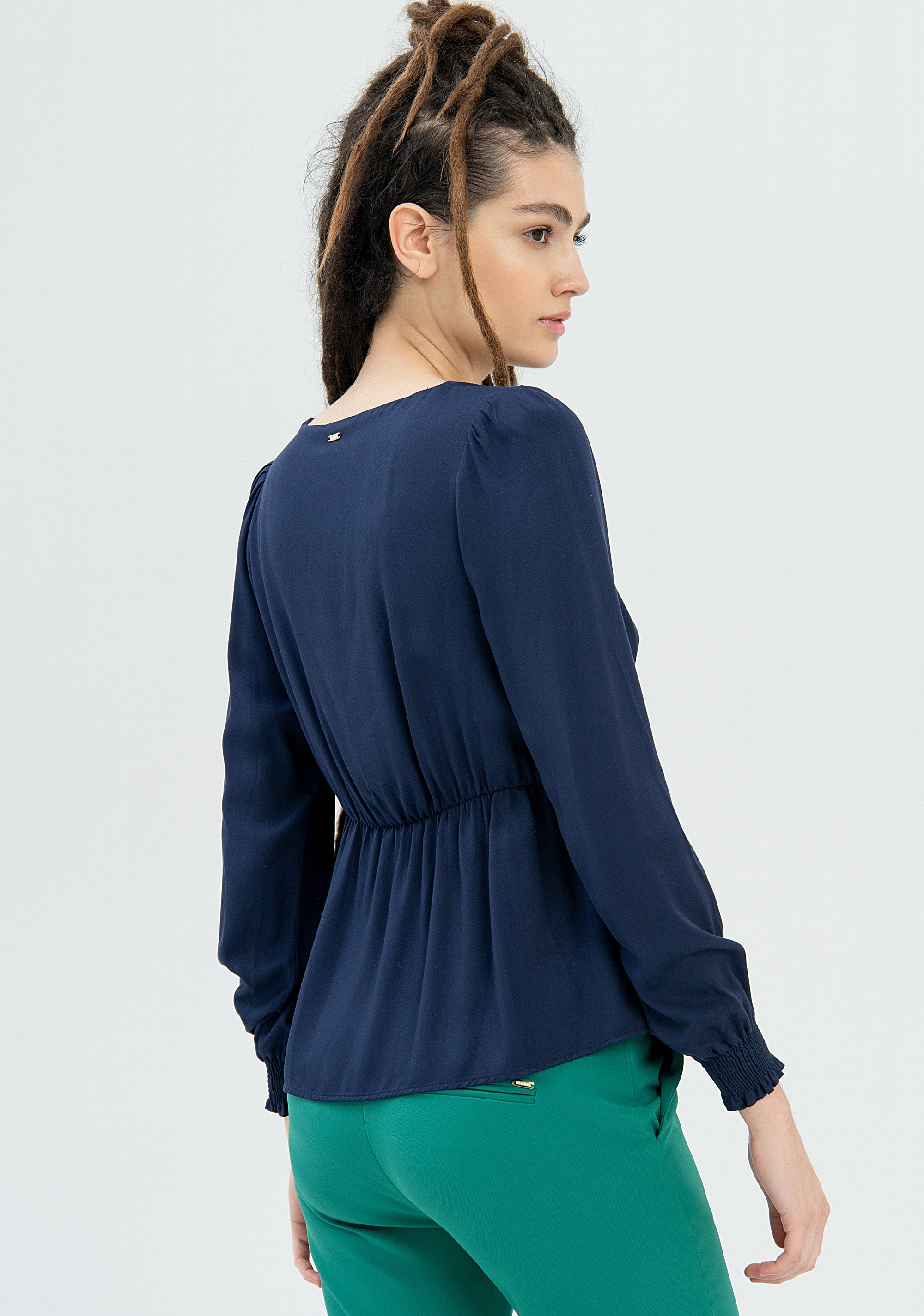 Blusa regular in viscosa fluida