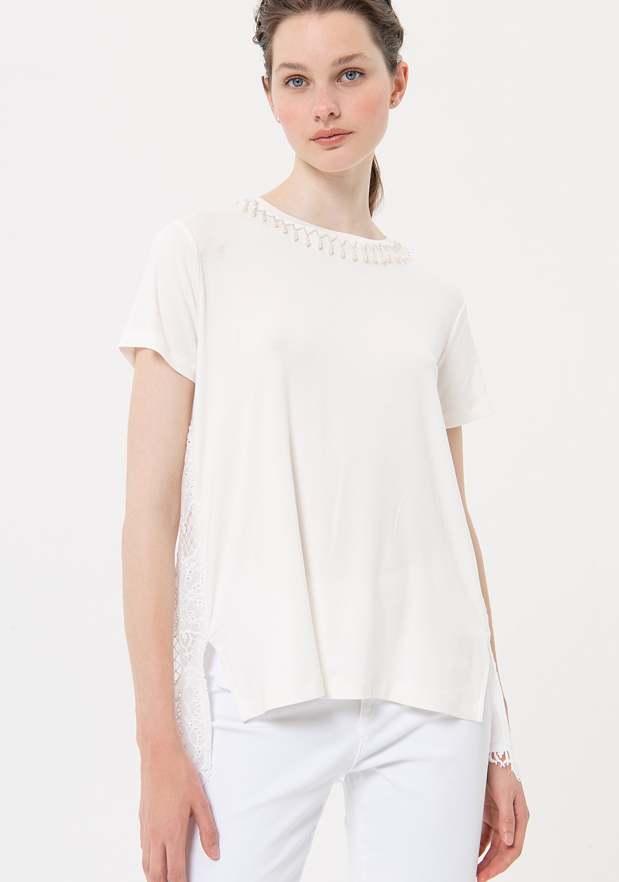 Blusa ampia con inserto in pizzo sul retro FR24ST1004J467G1-108 Fracomina