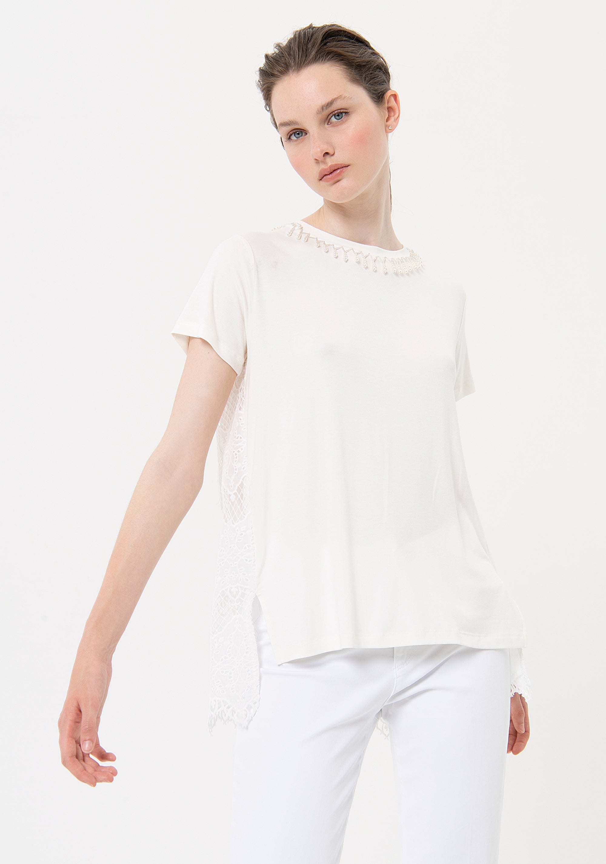 Blusa ampia con inserto in pizzo sul retro FR24ST1004J467G1-108 Fracomina
