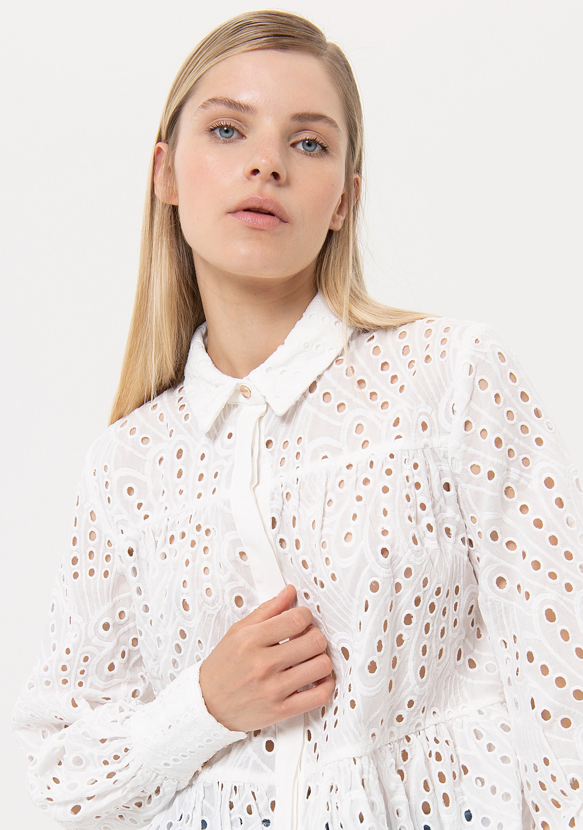 Camicia regular in pizzo San Gallo FR24ST6011W68701 Fracomina