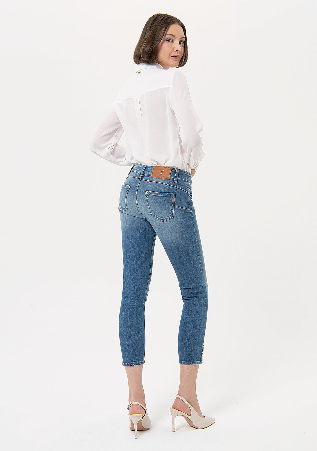 Jeans skinny effetto push up in denim con lavaggio stonebleached FR24SV9002D40102 Fracomina