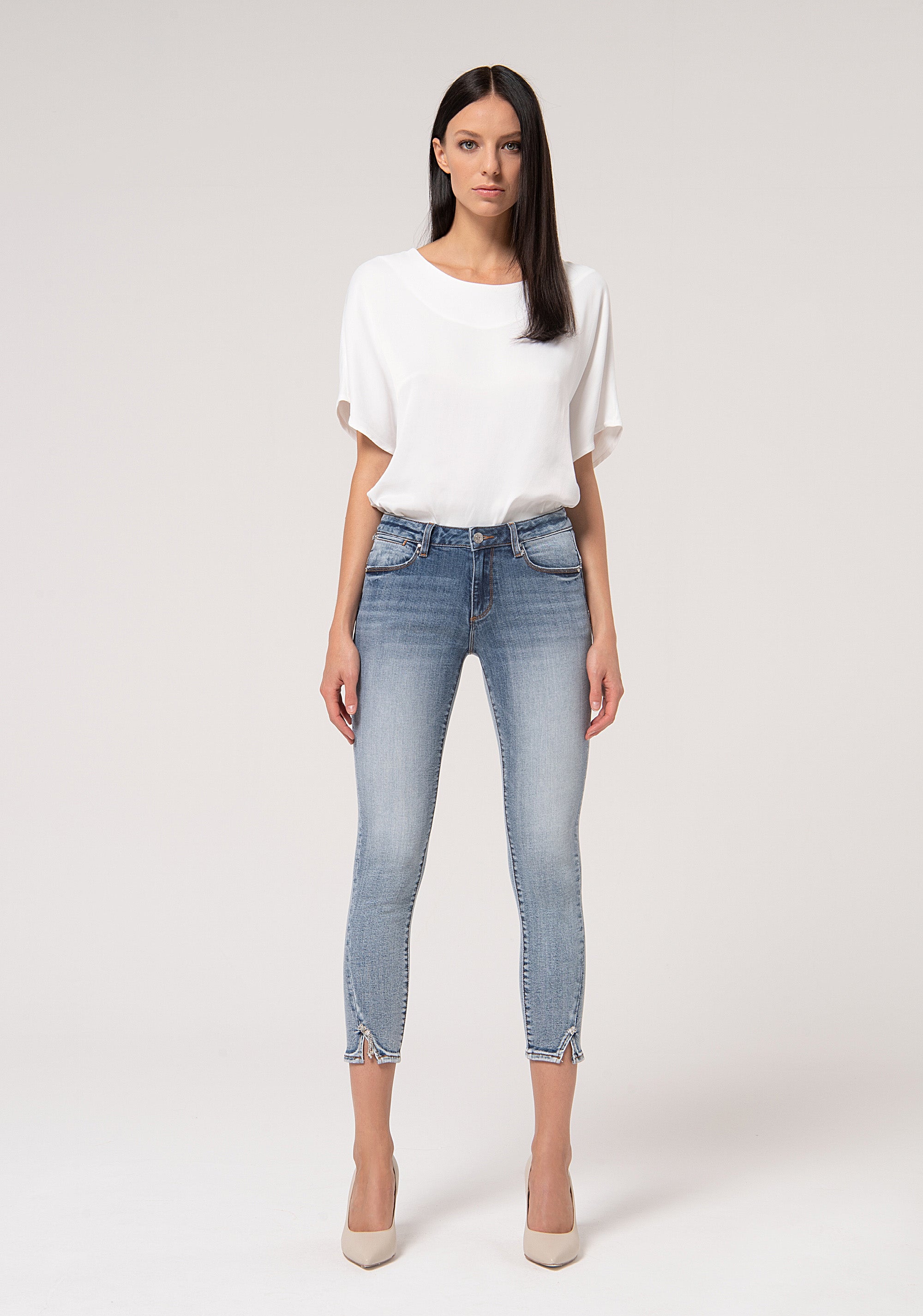 Jeans cropped effetto shape up in denim con lavaggio bleached FR24WV9002D409R9-S73 Fracomina