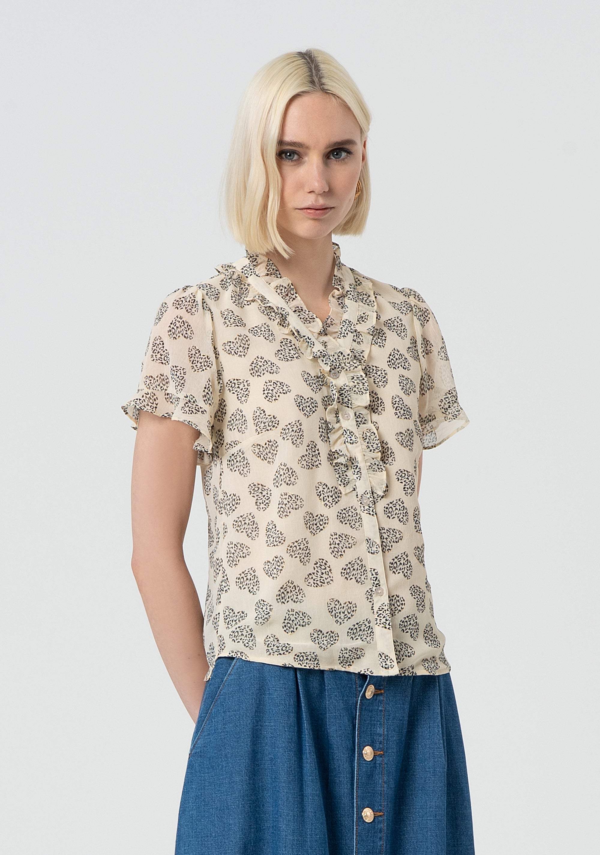 Blusa regular con stampa cuori FR25ST6016W668K8-251 Fracomina