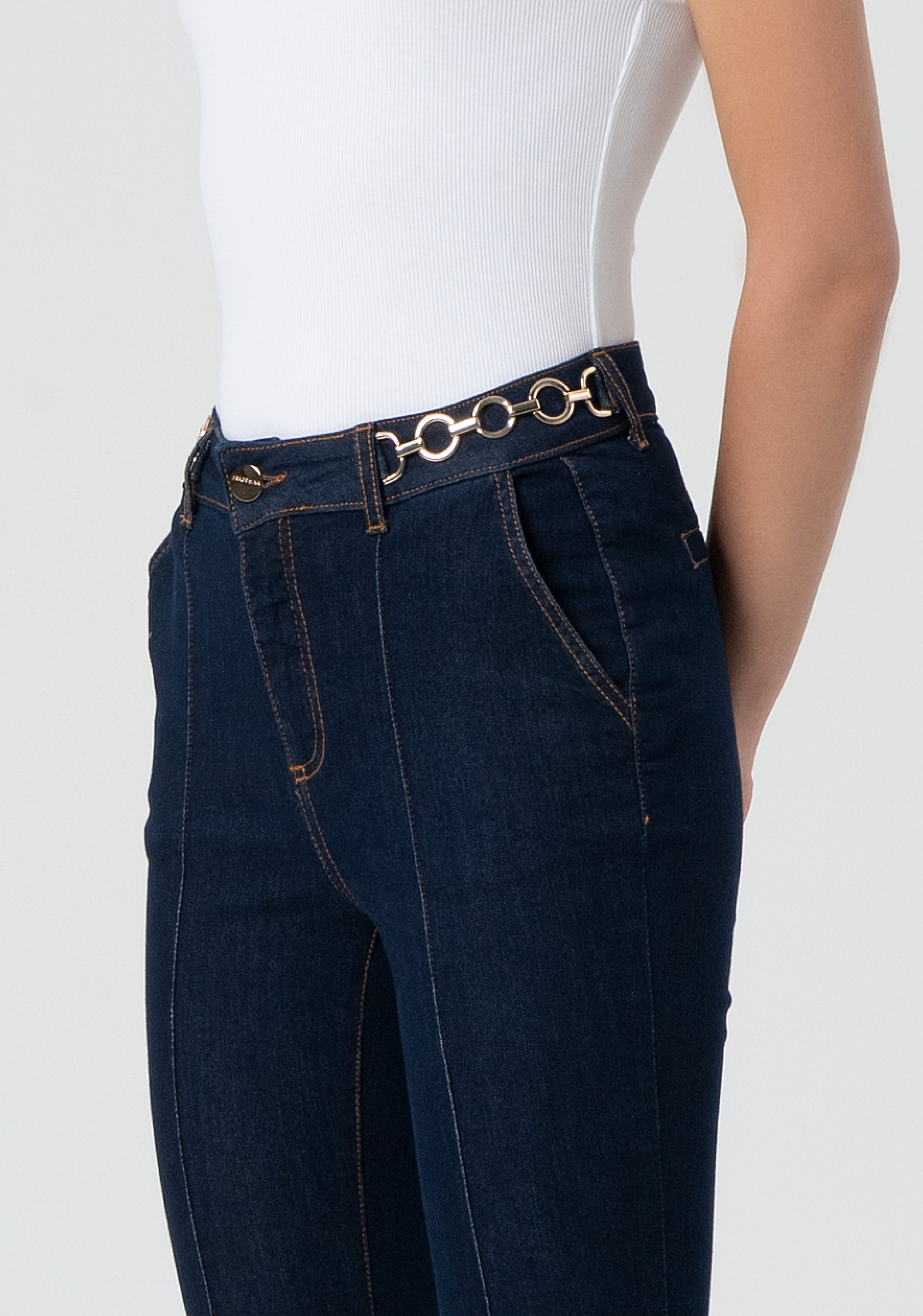 Jeans cropped in denim con lavaggio scuro FR25SV9009D46093-L23 Fracomina