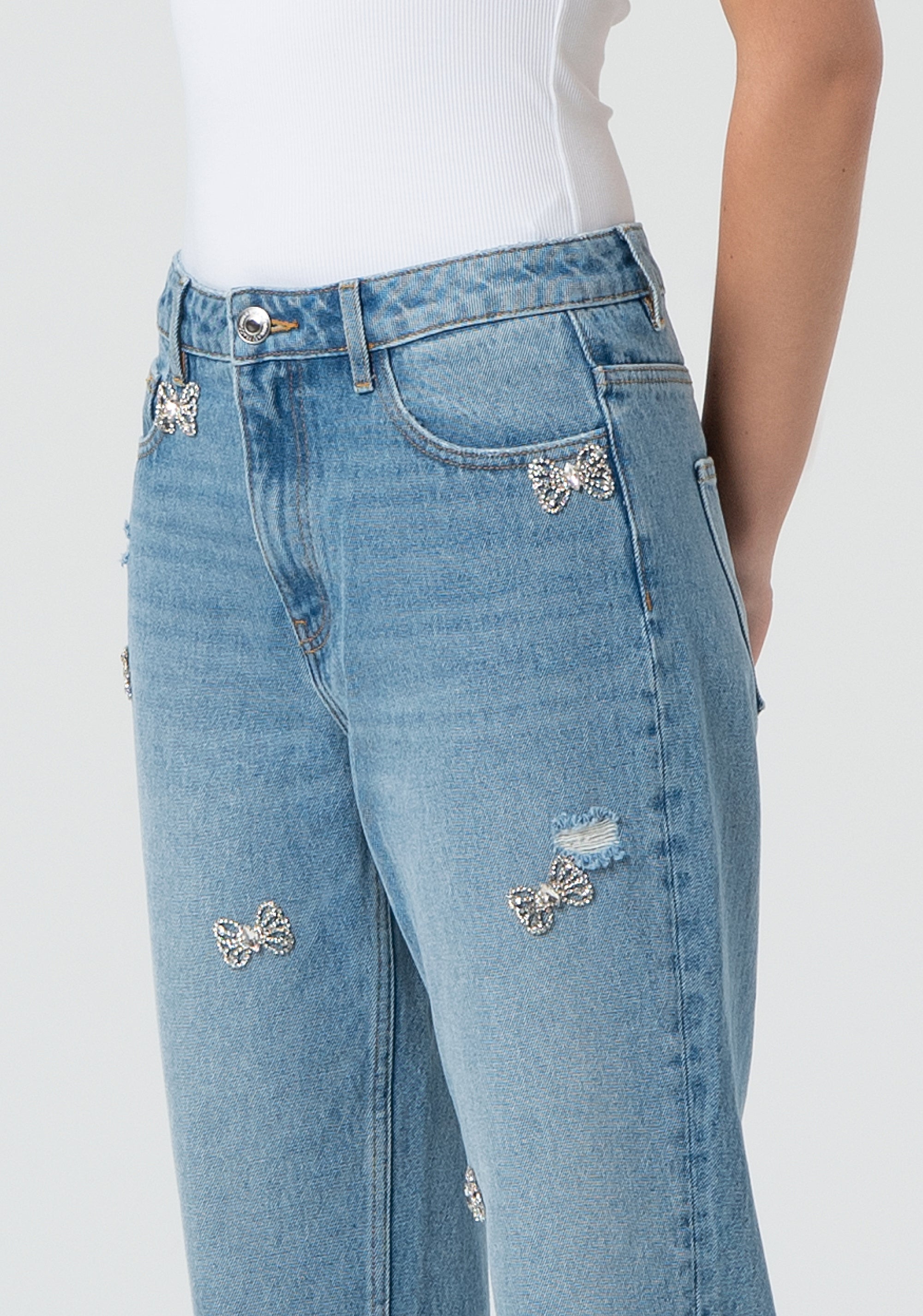 Jeans carrot mom fit in denim con lavaggio medio FR25SVD005D41903-062 Fracomina