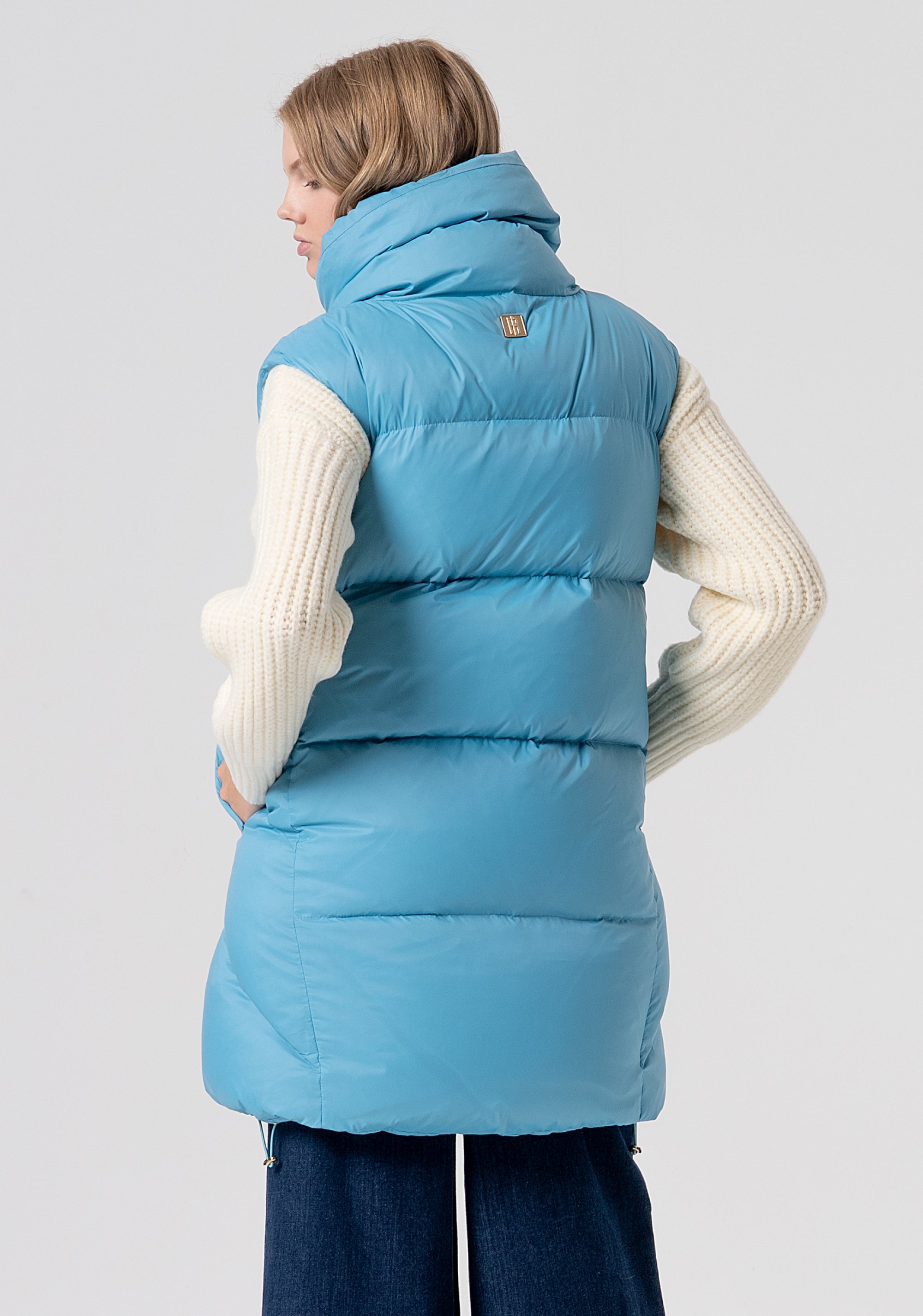 Gilet Piumino Oversize con Collo Avvolgente