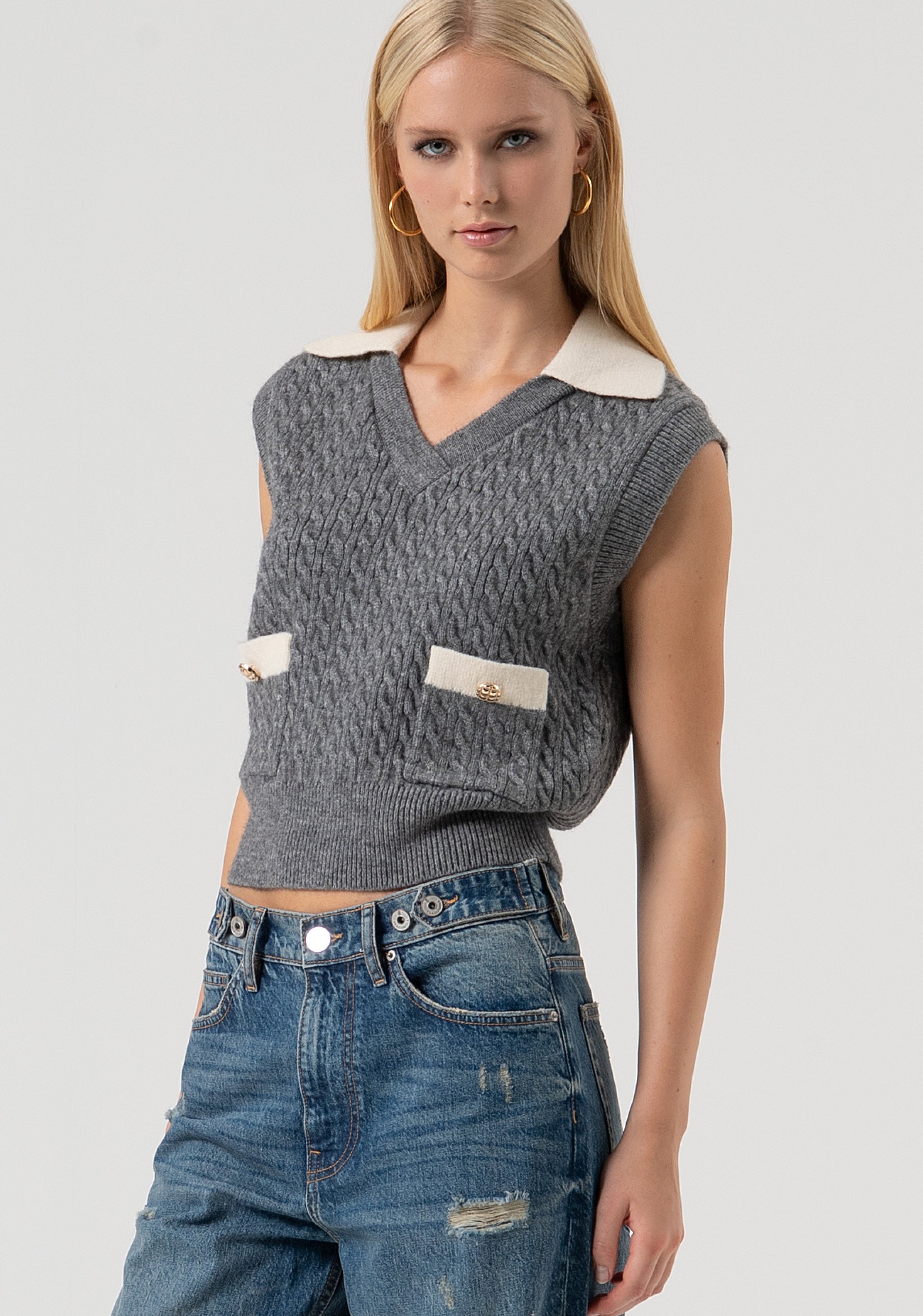 Gilet regular in maglia con punto treccia FR25WJ5011K55401-T55 Fracomina
