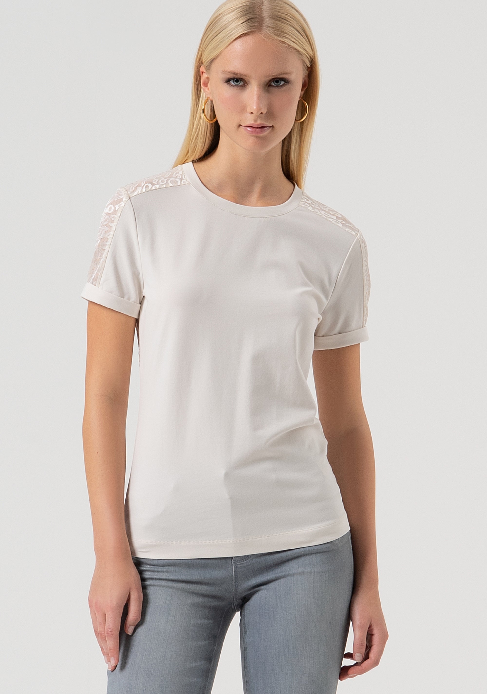 T-shirt slim in jersey con retro in pizzo animalier FR25WT3043J401G1-508 Fracomina