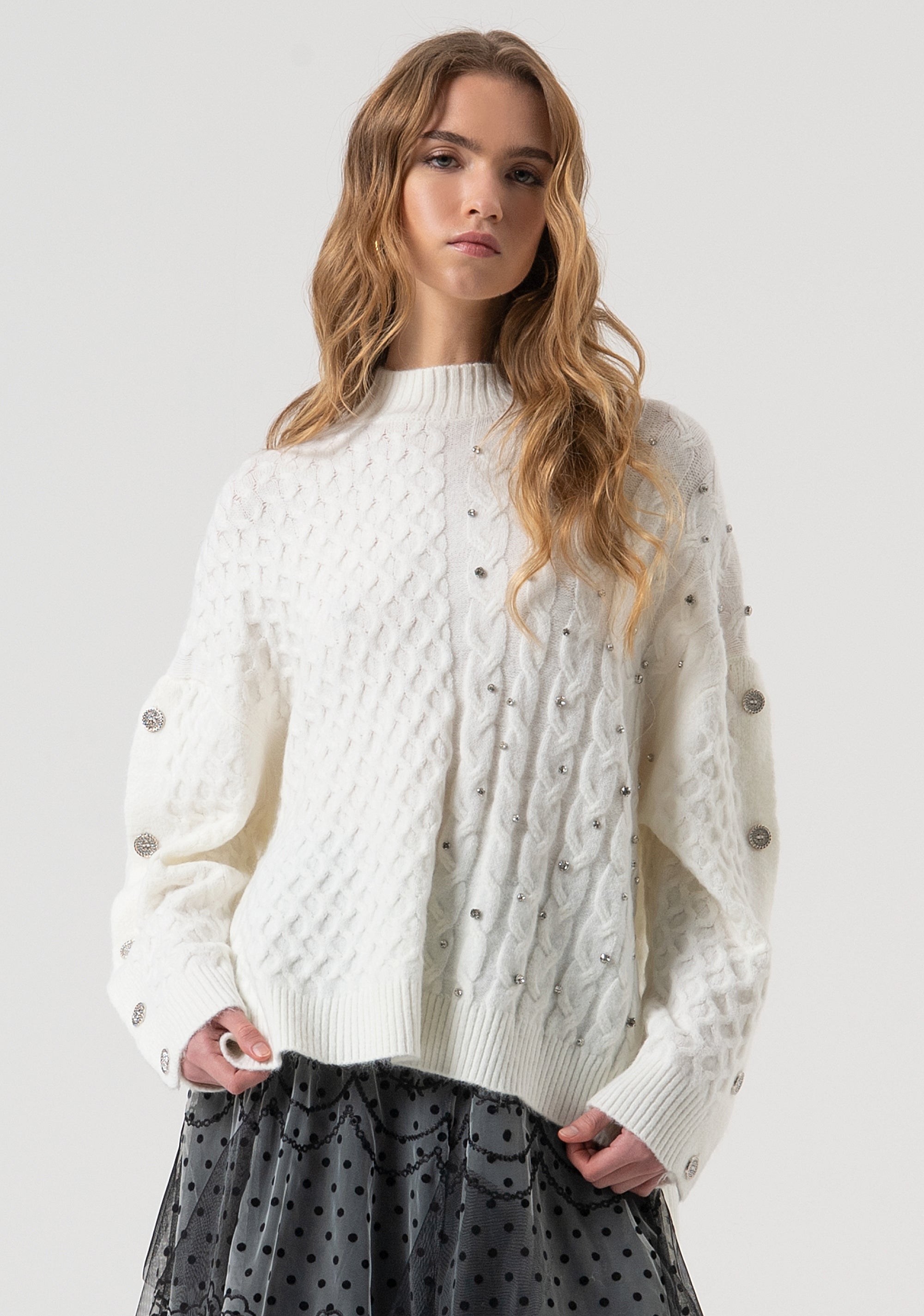 Maglia over con punto treccia e pietre luminose applicate FR25WT7037K47101-108 Fracomina