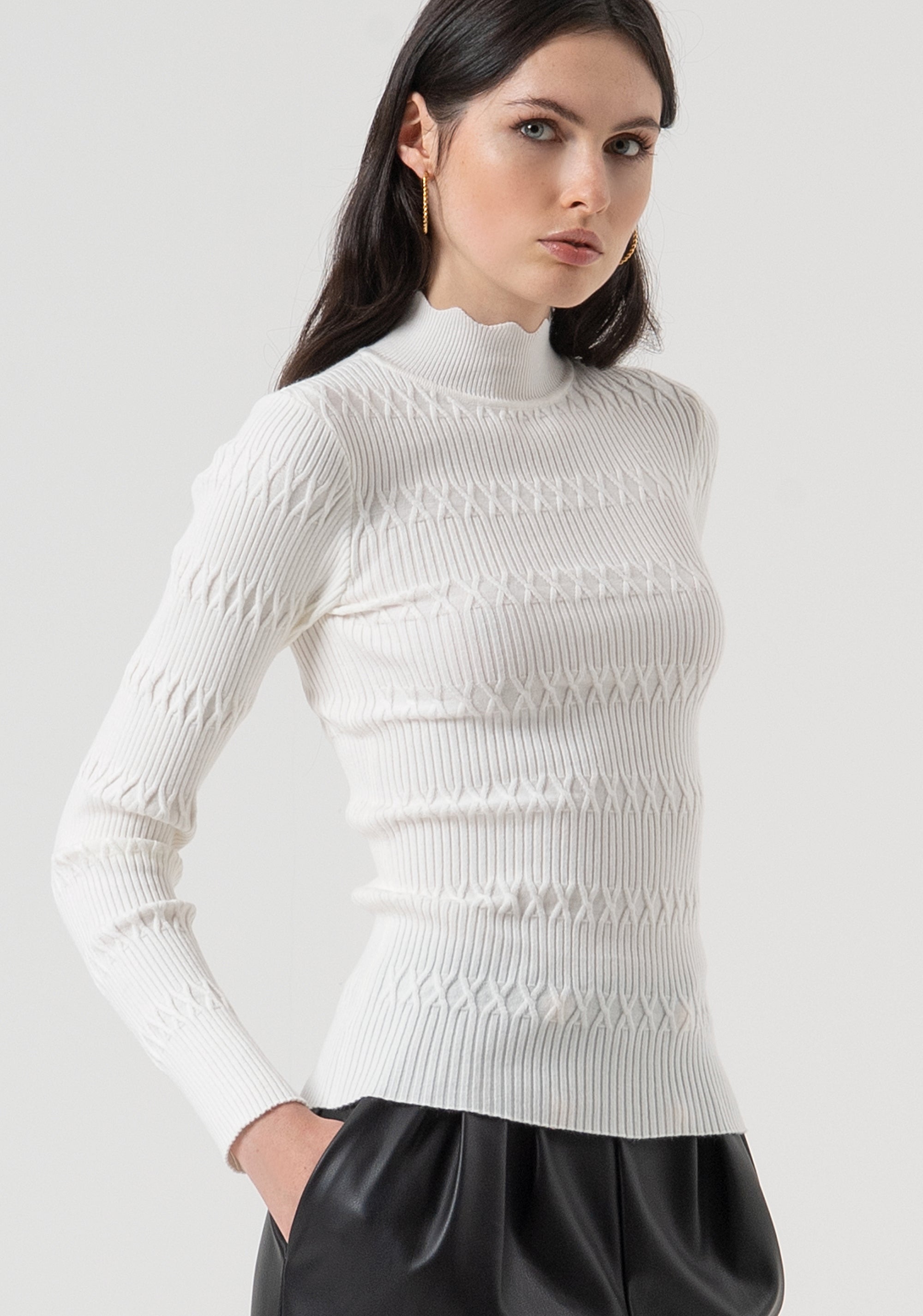 Maglia slim con punto losanga FR25WT7042K50401-108 Fracomina