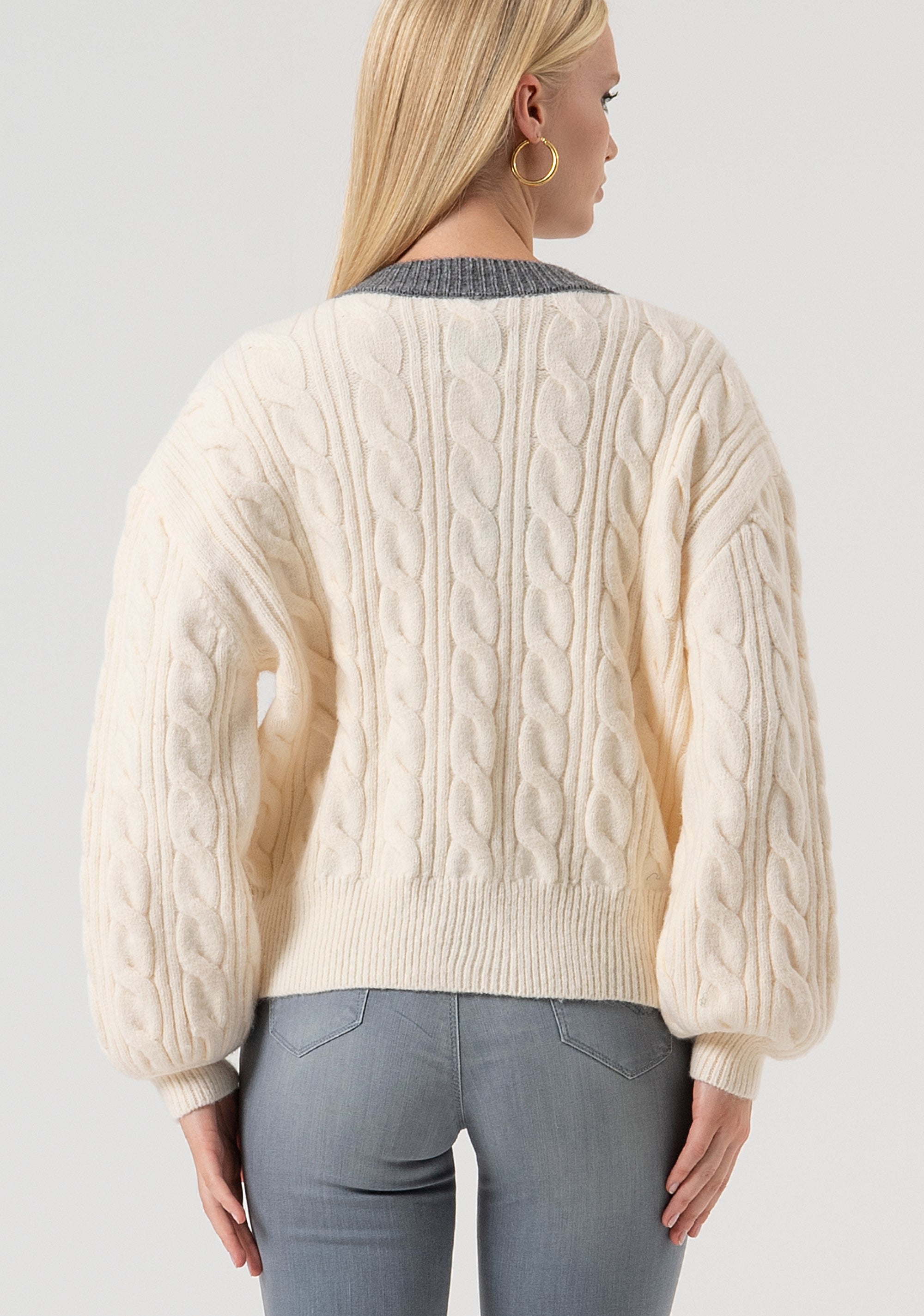 Bomber regular in maglia con punto treccia FR25WT8031K55401-T56 Fracomina