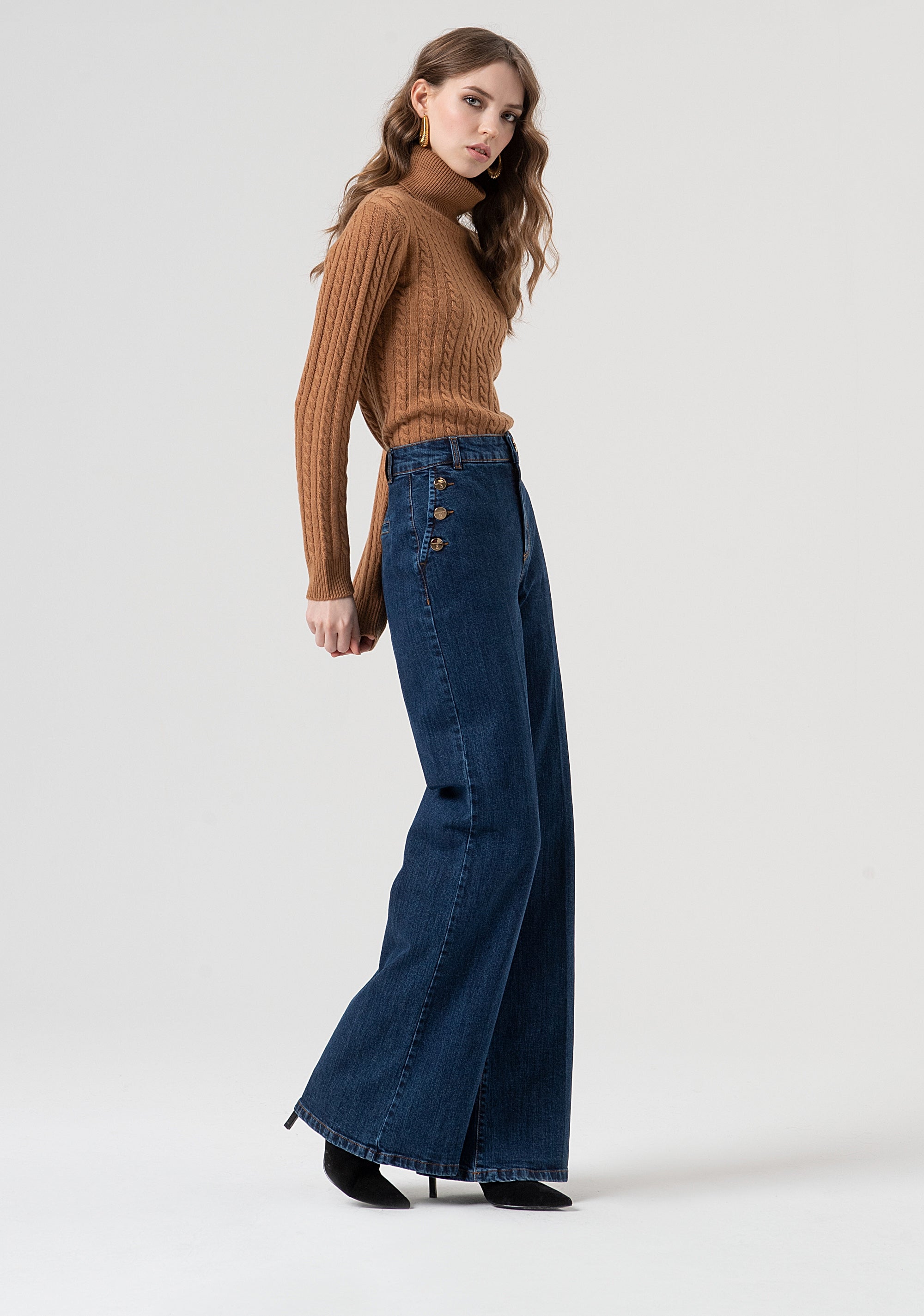 Pantalone flare in denim con lavaggio scuro FR25WV2025D45002-987 Fracomina