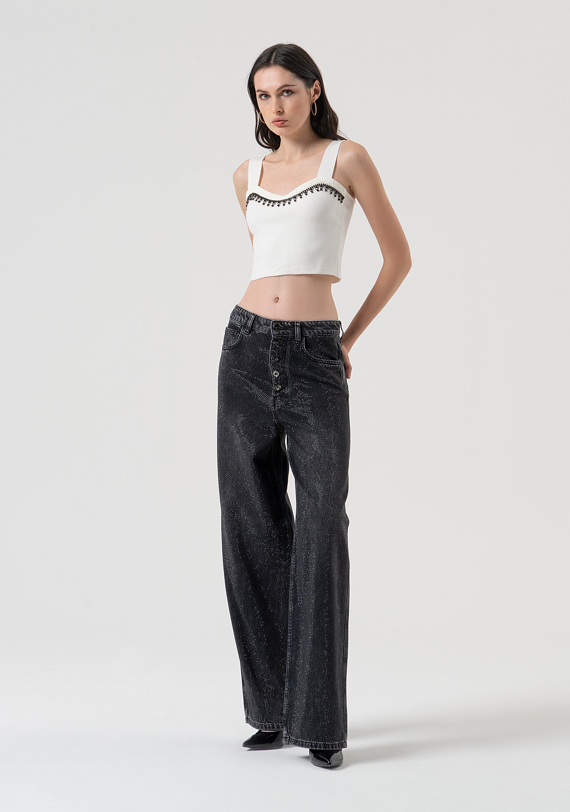 Pantaloni wide palazzo in denim nero con lavaggio scuro e strass FR25WV3013D419R9-H21 Fracomina