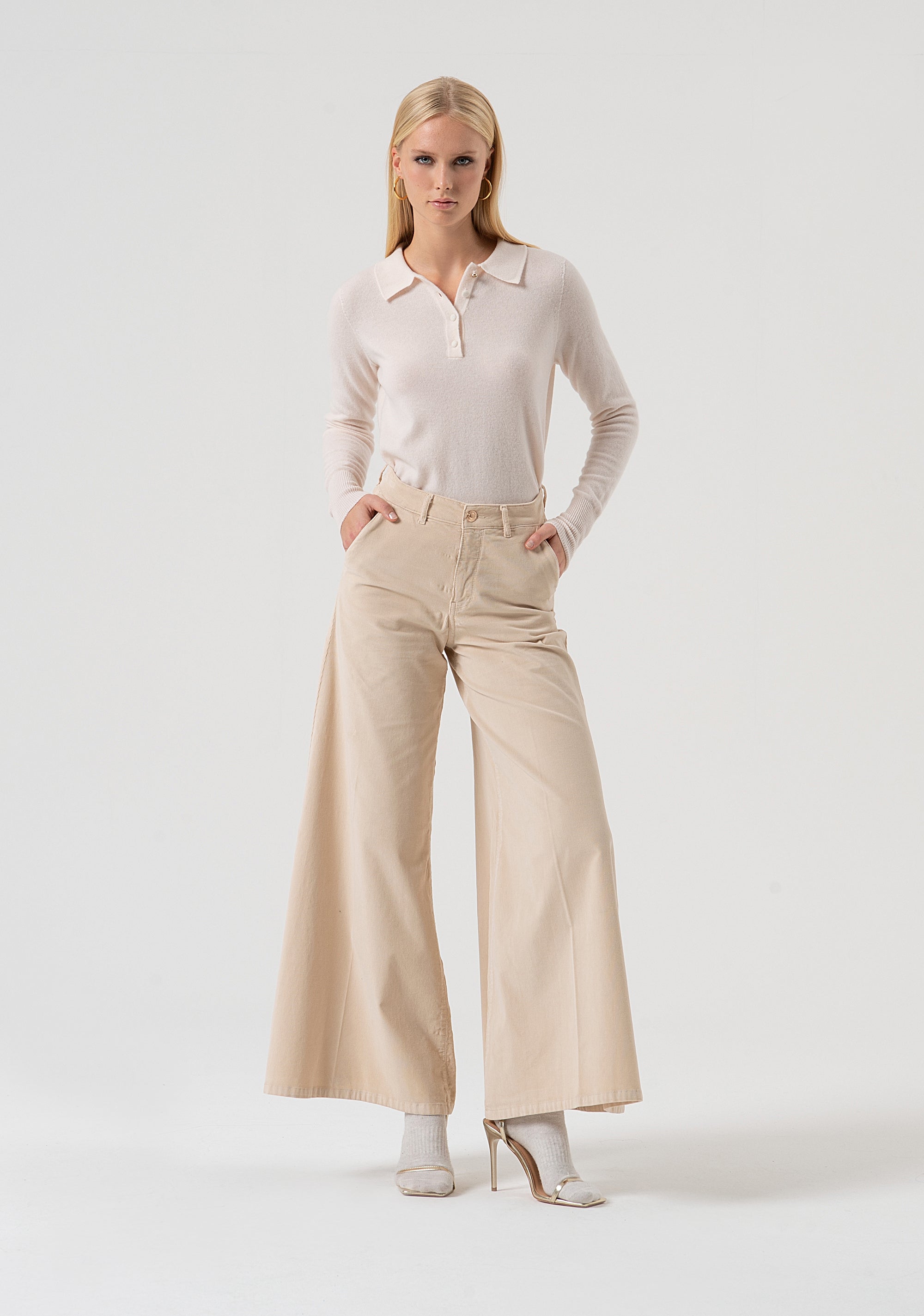 Pantalone super flare in velluto 1000 righe FR25WV3014W56901-508 Fracomina