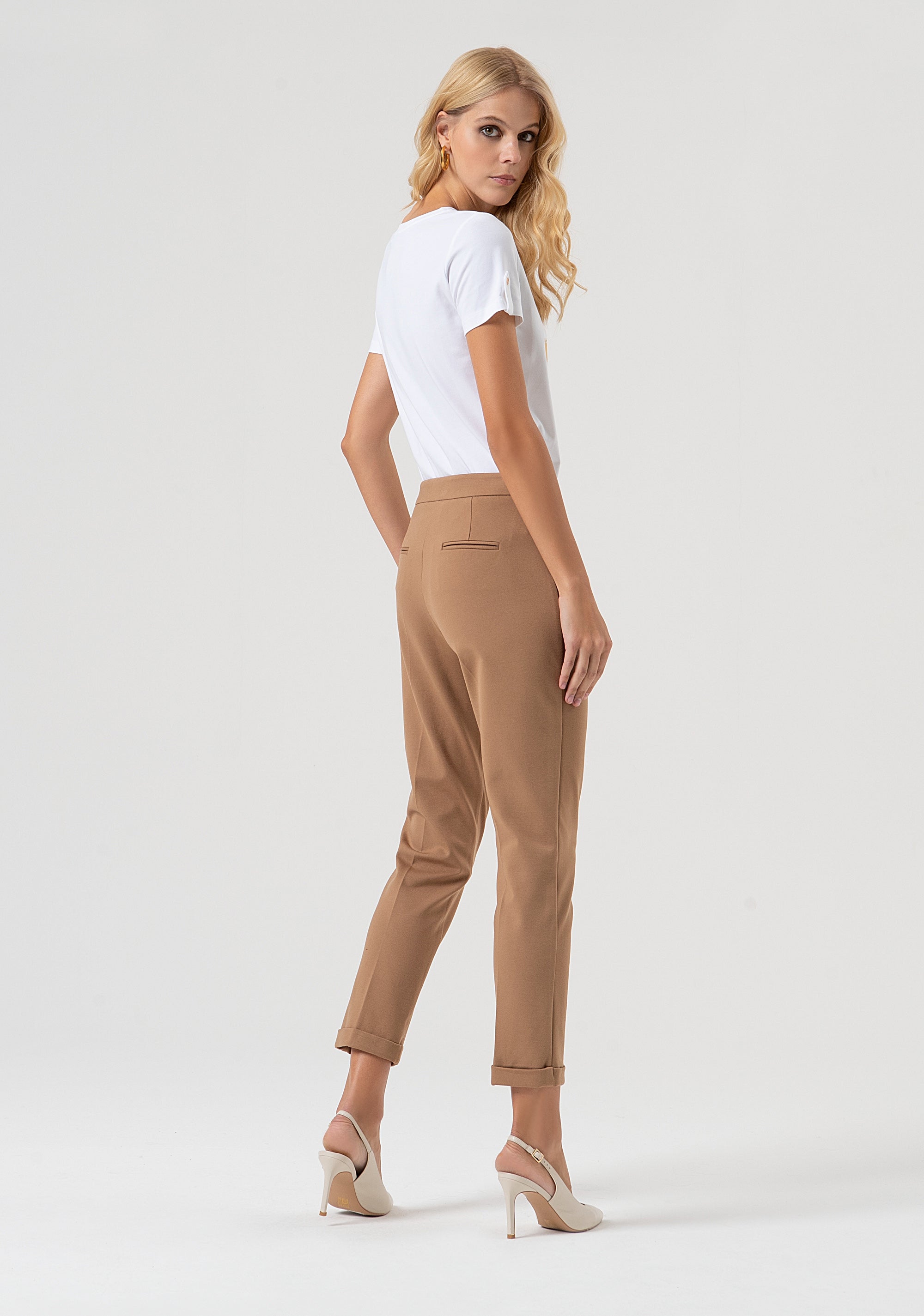 Pantalone slim chino FR25WV4003W72701-093 Fracomina