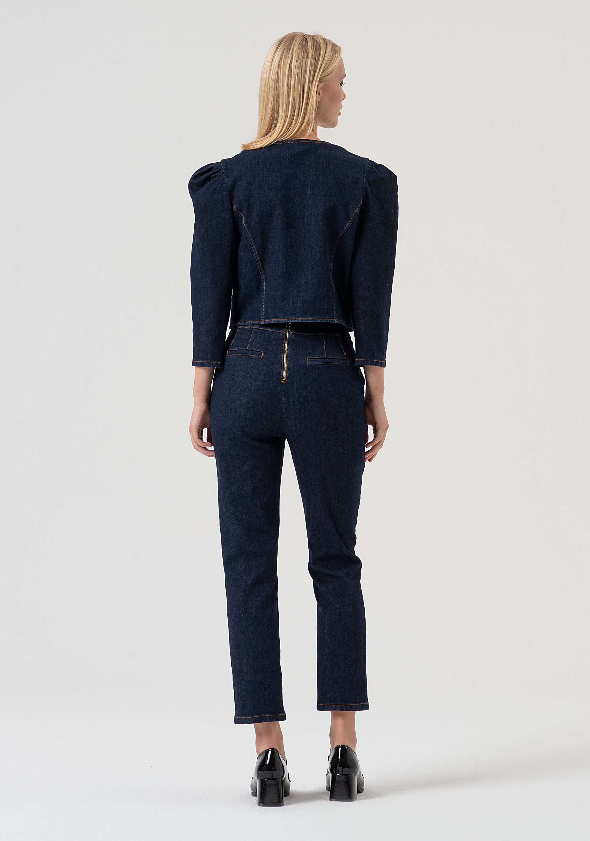 Jeans regular chino in denim con lavaggio scuro FR25WV4007D46493-L23 Fracomina